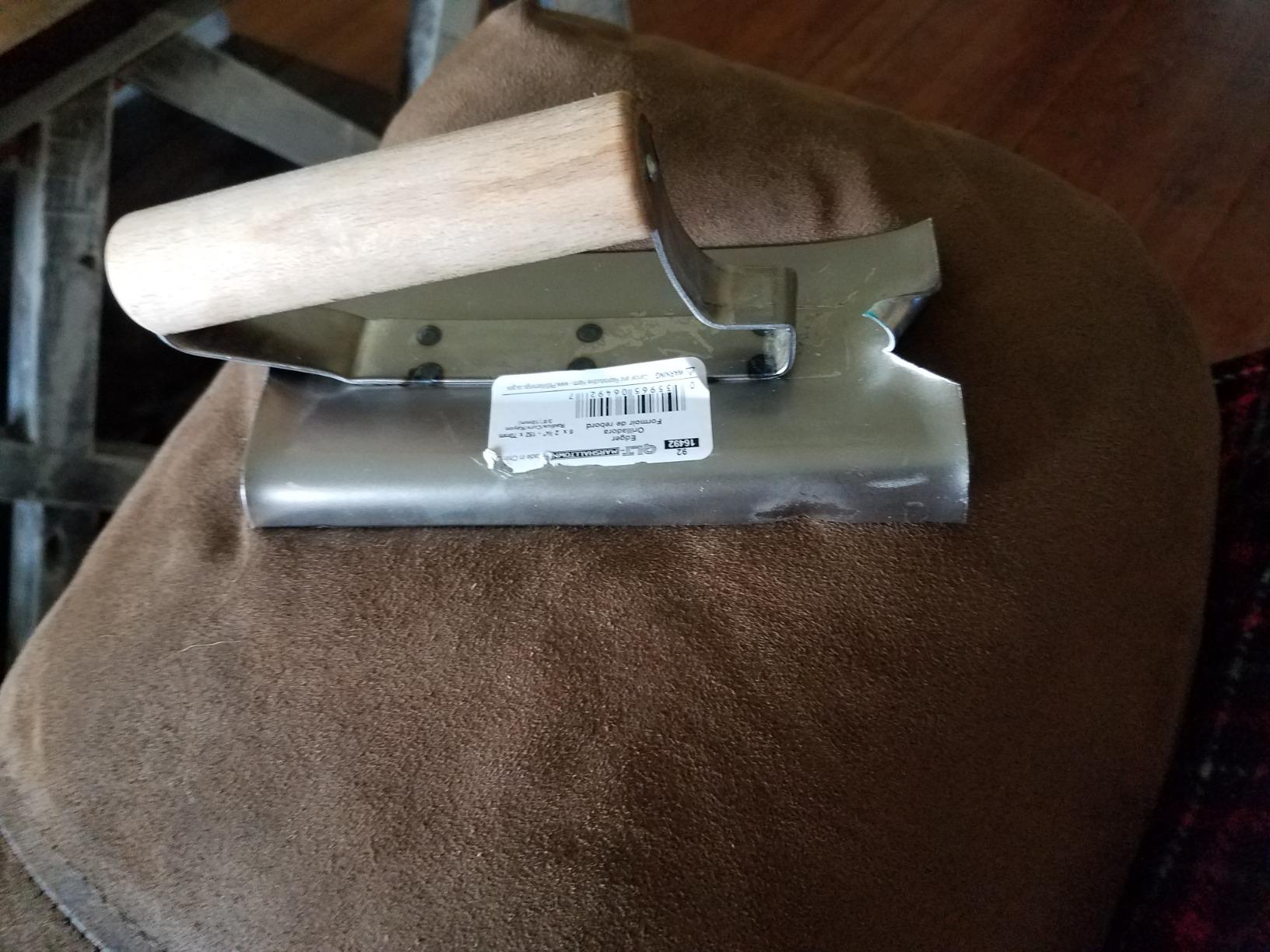 MARSHALLTOWN QLT Curved Concrete Edger, 6 x 2 3/4 Inch, Hand Edger Tool customer photo 2
