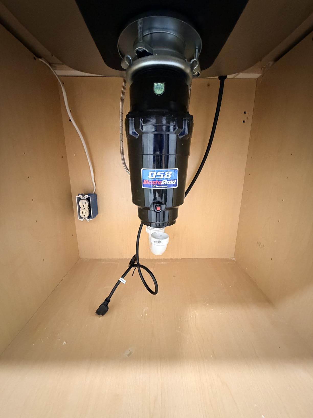 Waste Maid Garbage Disposal, Anti-Jam, Continuous Feed, 1/2 HP Economy customer photo 2