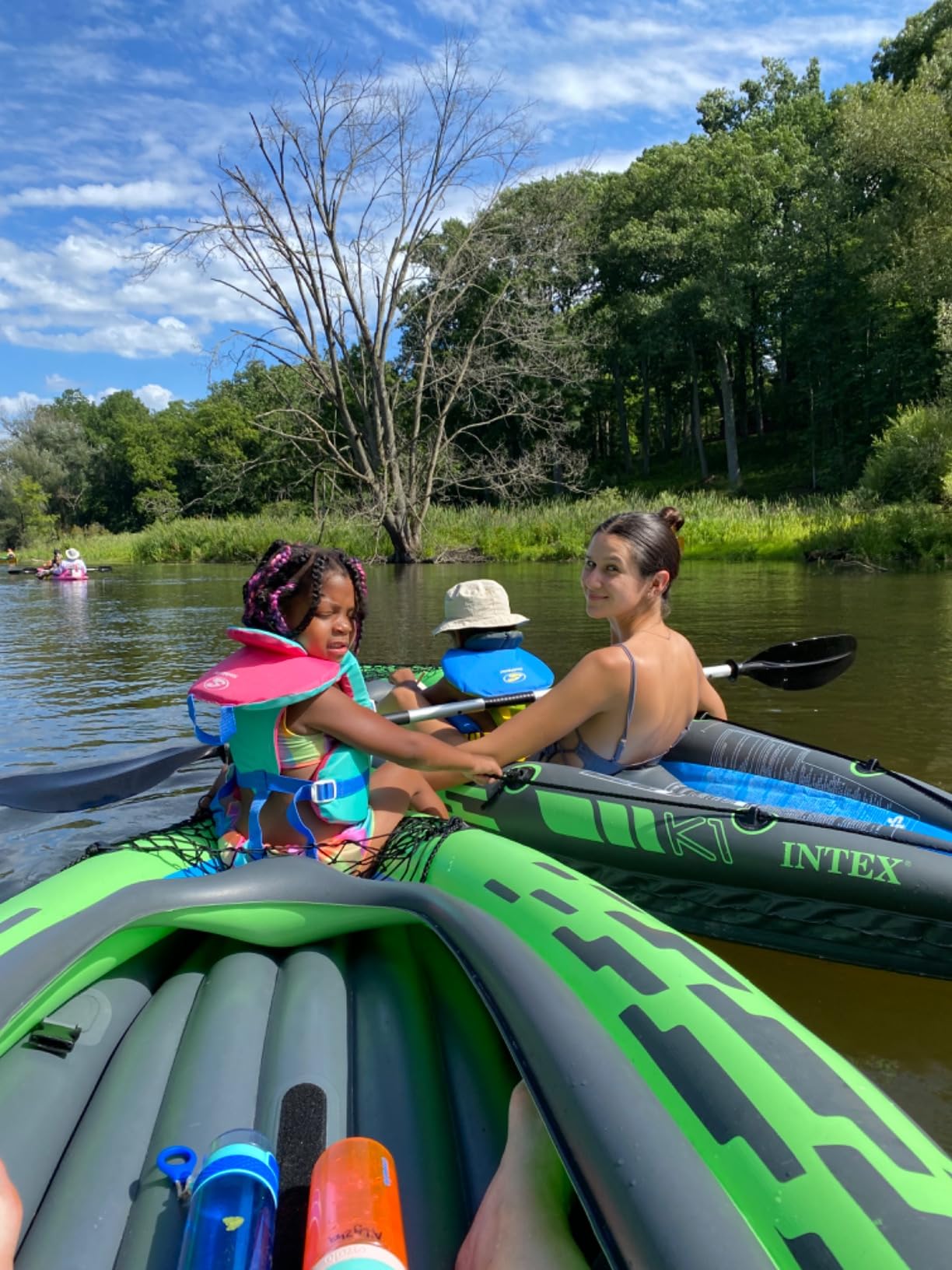 INTEX Challenger Inflatable Kayak Series: Includes Deluxe 86in Kayak Paddles and High-Output Pump – SuperStrong PVC – Adjustable Seat with Backrest – Removable Skeg – Cargo Storage Net customer photo 2