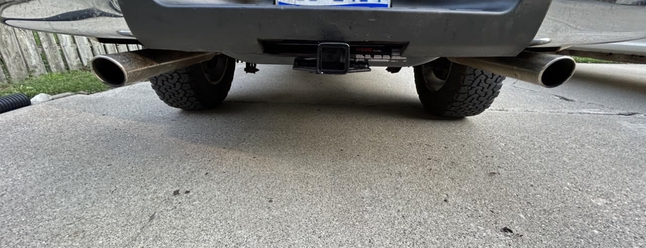 CURT 13322 Class 3 Trailer Hitch, 2-Inch Receiver, Round Tube Frame, Compatible with Select Chevrolet Silverado, GMC Sierra 1500, 2500 , Black customer photo 2