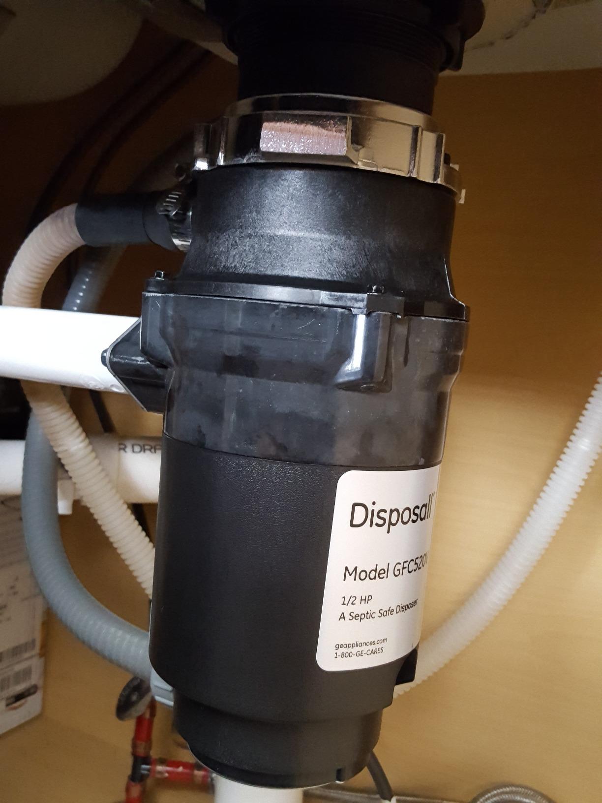 GE Disposall Continuous Feed 1/2 Horsepower Motor Garbage Disposer, Good for Grinding: Cooked Meat, Beans, & Seeds, Easy Install Kit, Non-Corded, Recommended for 2-4 Person Homes, GFC520N customer photo 2