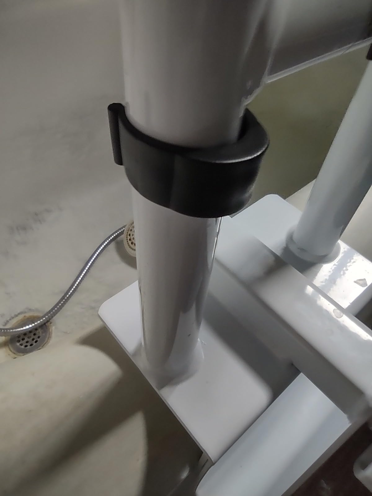 Drive Medical Adjustable Bathtub Grab Bar and Bathtub Safety Rail, Steel customer photo 2