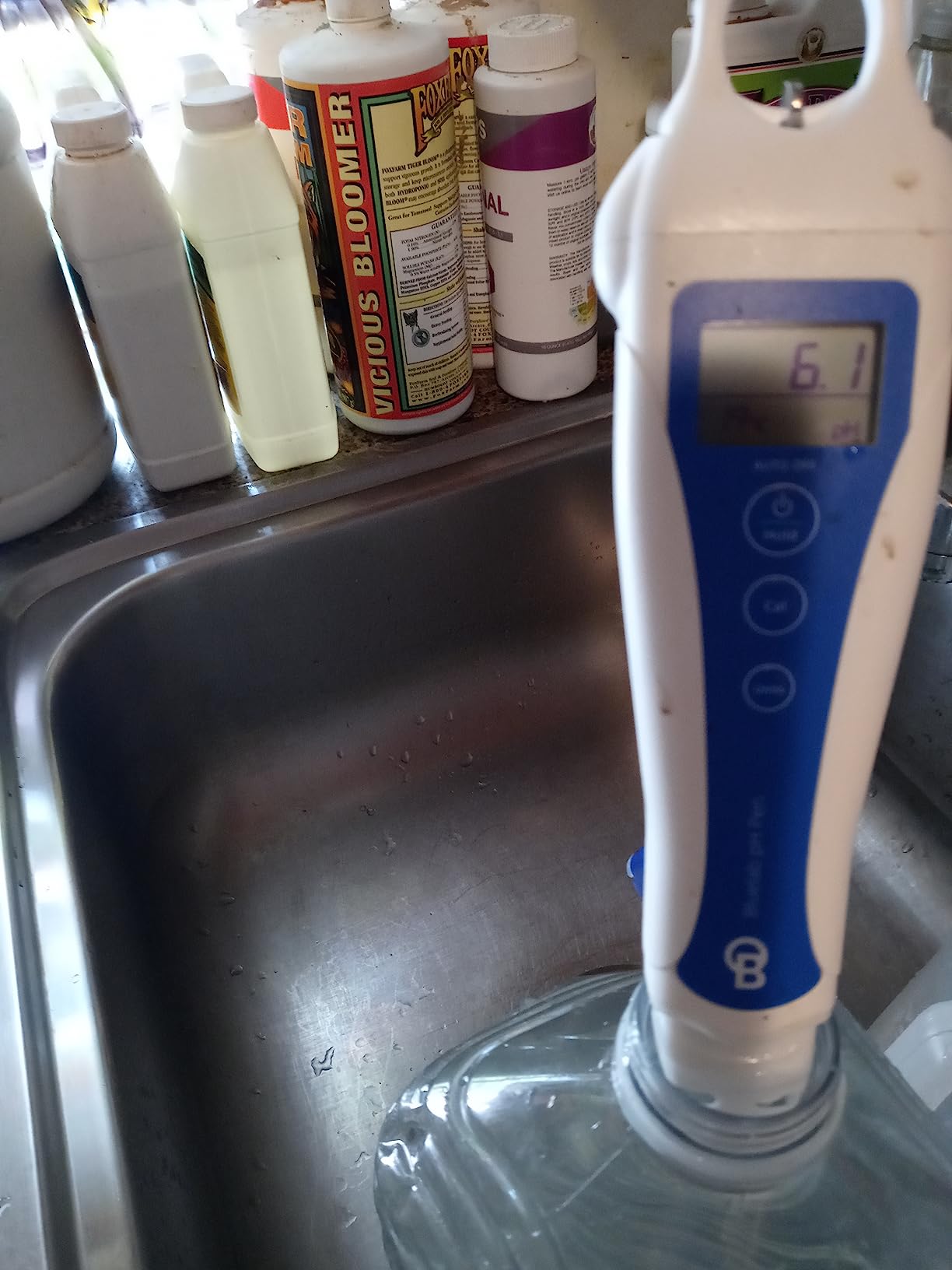 Bluelab pH Pen - ± 0.1 pH Accurate - Durable Double Junction Probe customer photo 2