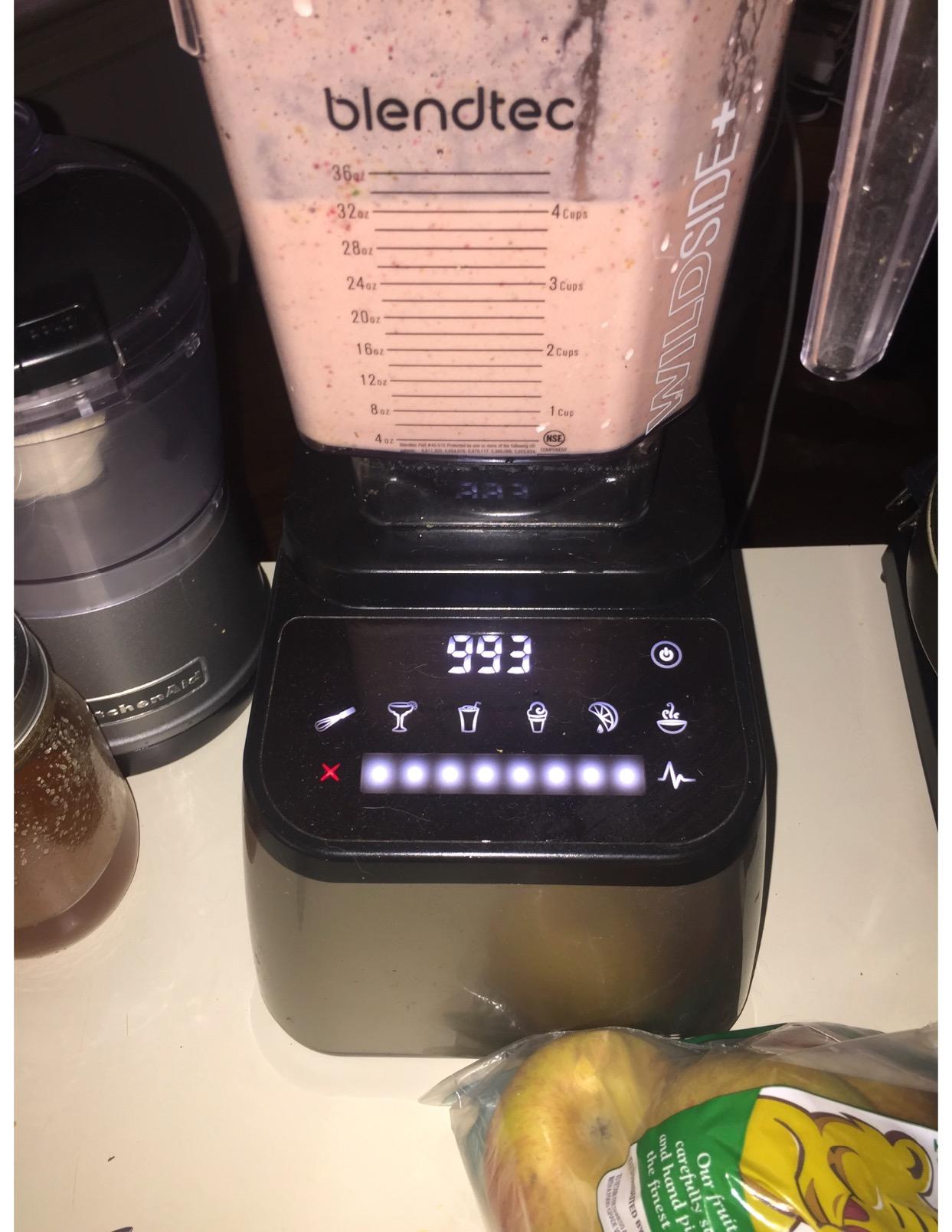 Blendtec Designer 650 Series Blender (Black) & 90oz* WildSide+ Jar customer photo 2