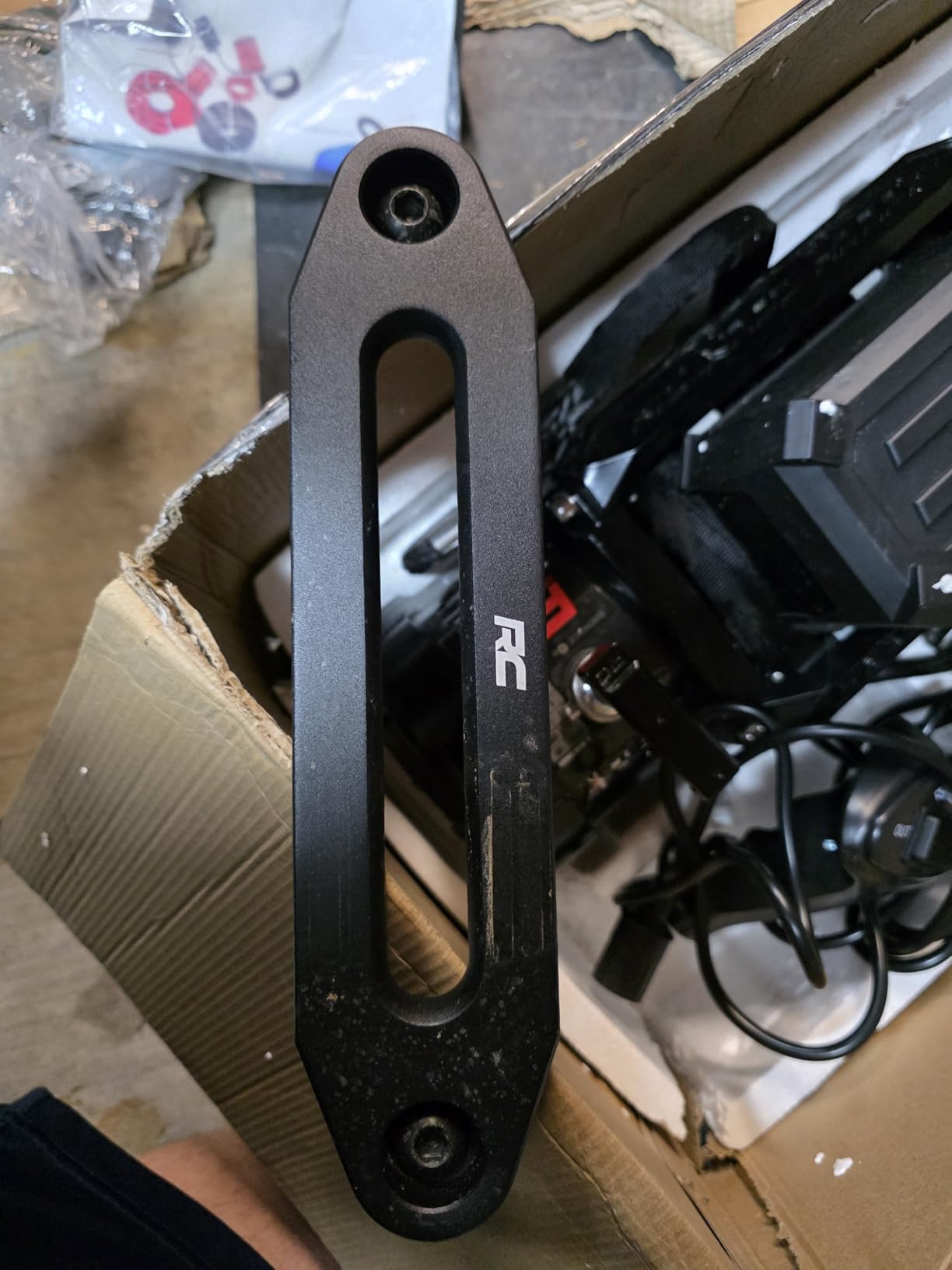 Rough Country 12,000LB PRO Series Electric Winch | Synthetic Rope - PRO12000S, Black customer photo 1