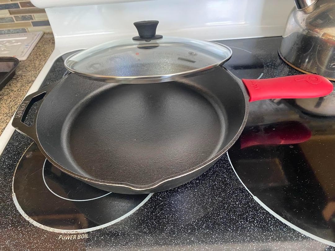 Lodge Pre-Seasoned Cast Iron Skillet with Silicone Handle Holder, 12 Inches customer photo 2