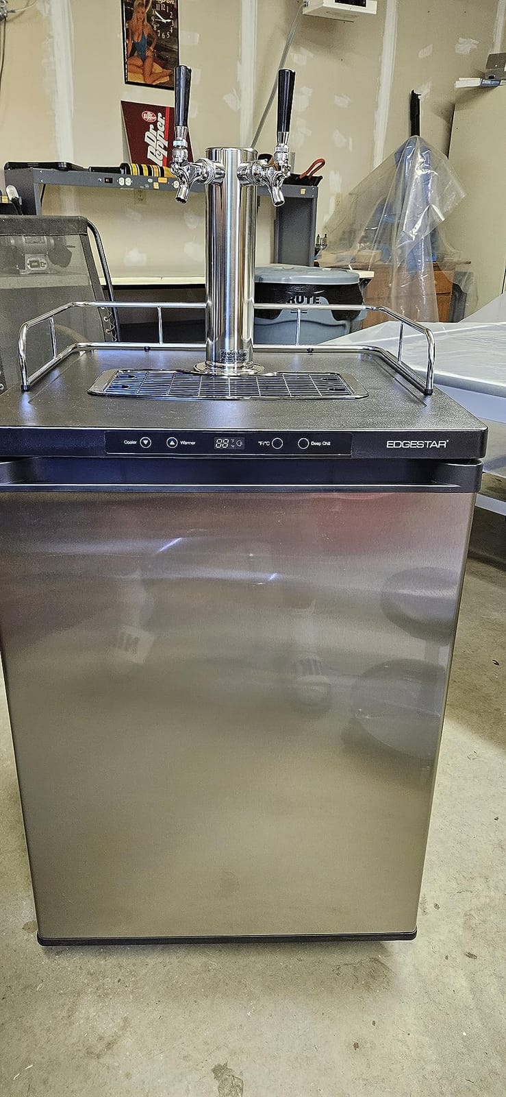 EdgeStar KC3000TWIN Full Size Dual Tap Kegerator with Digital Display - Black customer photo 1