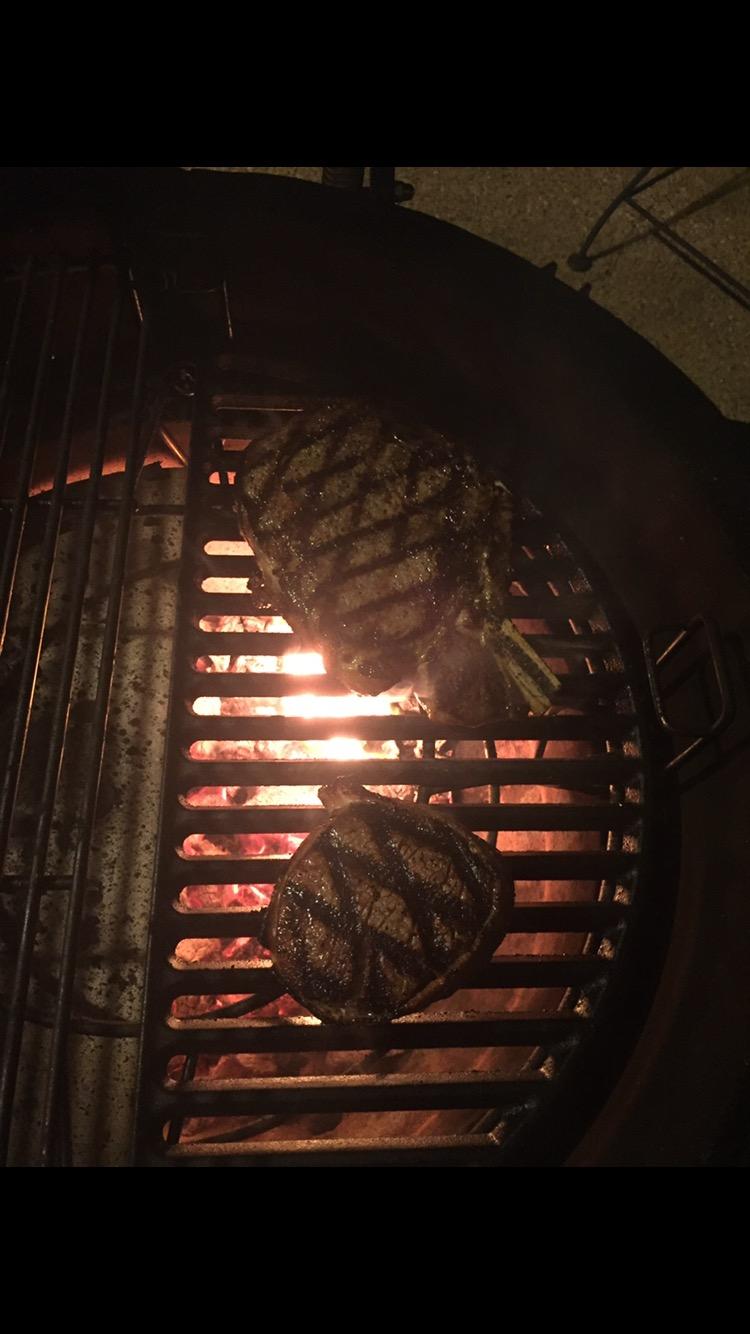 Kamado Joe Durable Half-Moon Cast Iron Cooking Grate with Grill Grate Lifter for Classic Joe 18-inch Charcoal Grill and Smokers in Black, Model KJ-HCICG customer photo 1