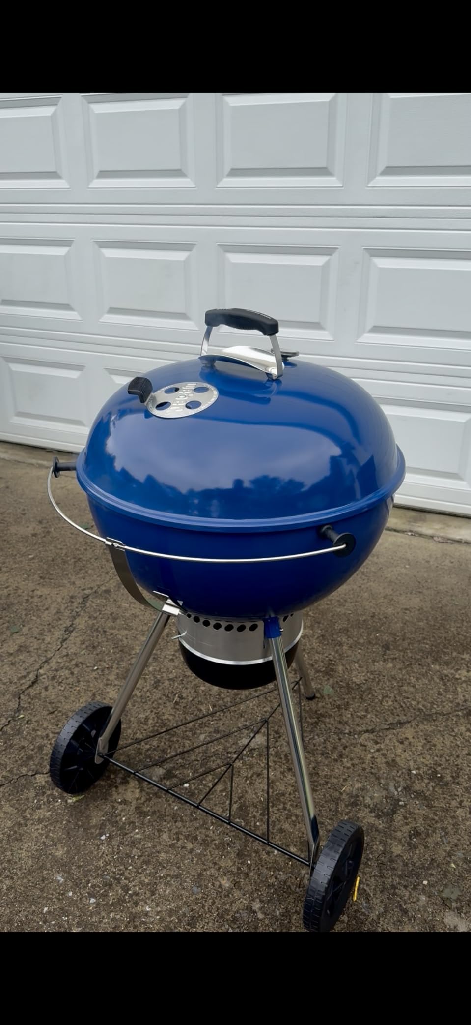 Weber® Master-Touch Charcoal Grill, 22-Inch, Black customer photo 2