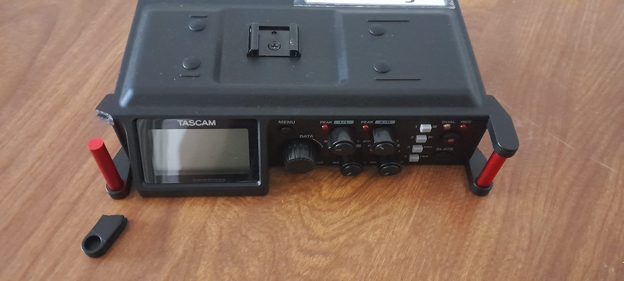 TASCAM 4-Channel Portable Audio Recorder for Videographers, 4 Combo XLR/TRS Inputs, 2 Internal Mics, Limiter, HP Filter (DR-70D) customer photo 1