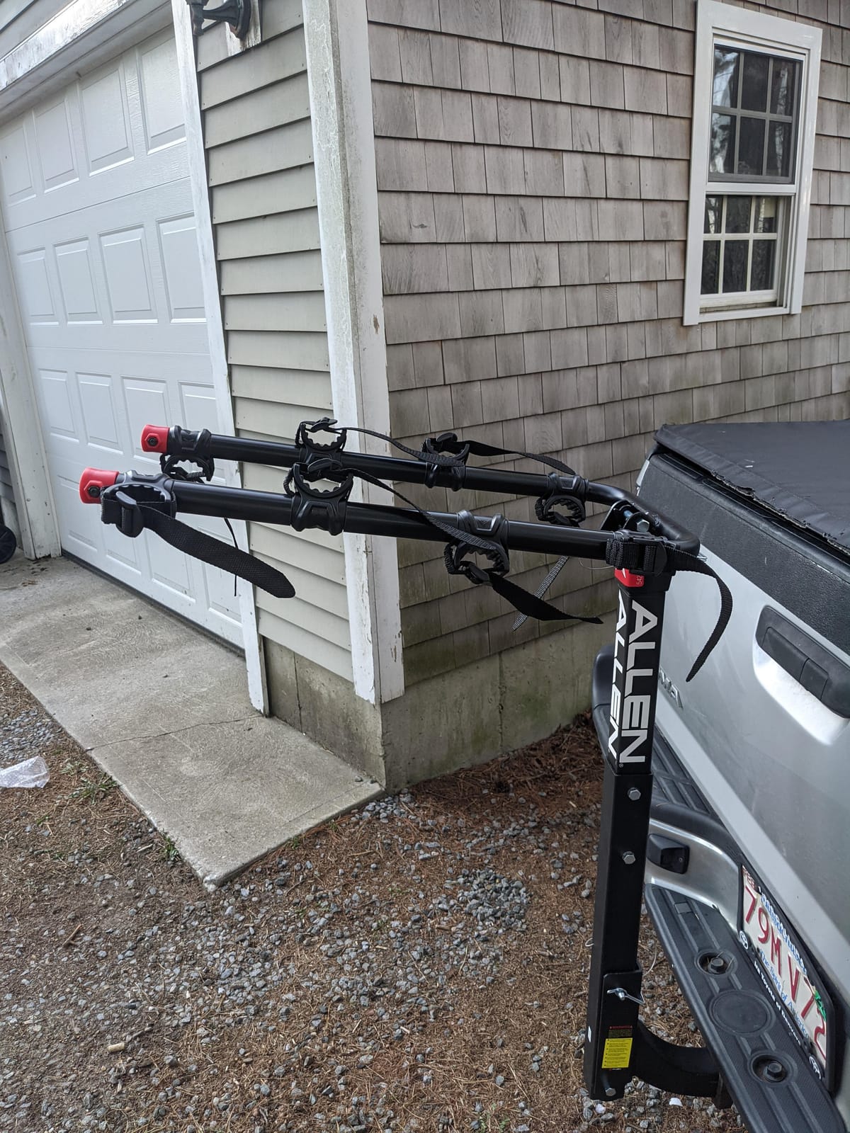 Allen Sports Deluxe 4-Bike Hitch Mount Rack (2-Inch Receiver) , Black customer photo 2