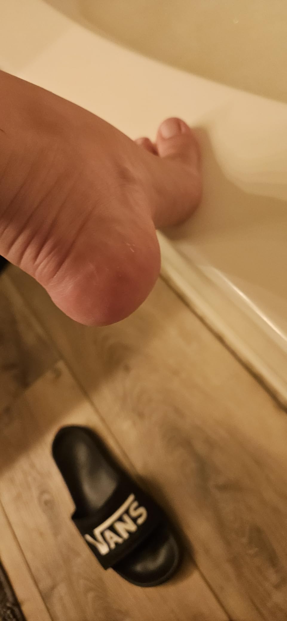Colossal Foot rasp Foot File and Callus Remover. Best Foot Care Pedicure Metal Surface Tool to Remove Hard Skin. Can be Used on Both Wet and Dry feet, High Grade Stainless Steel File customer photo 1