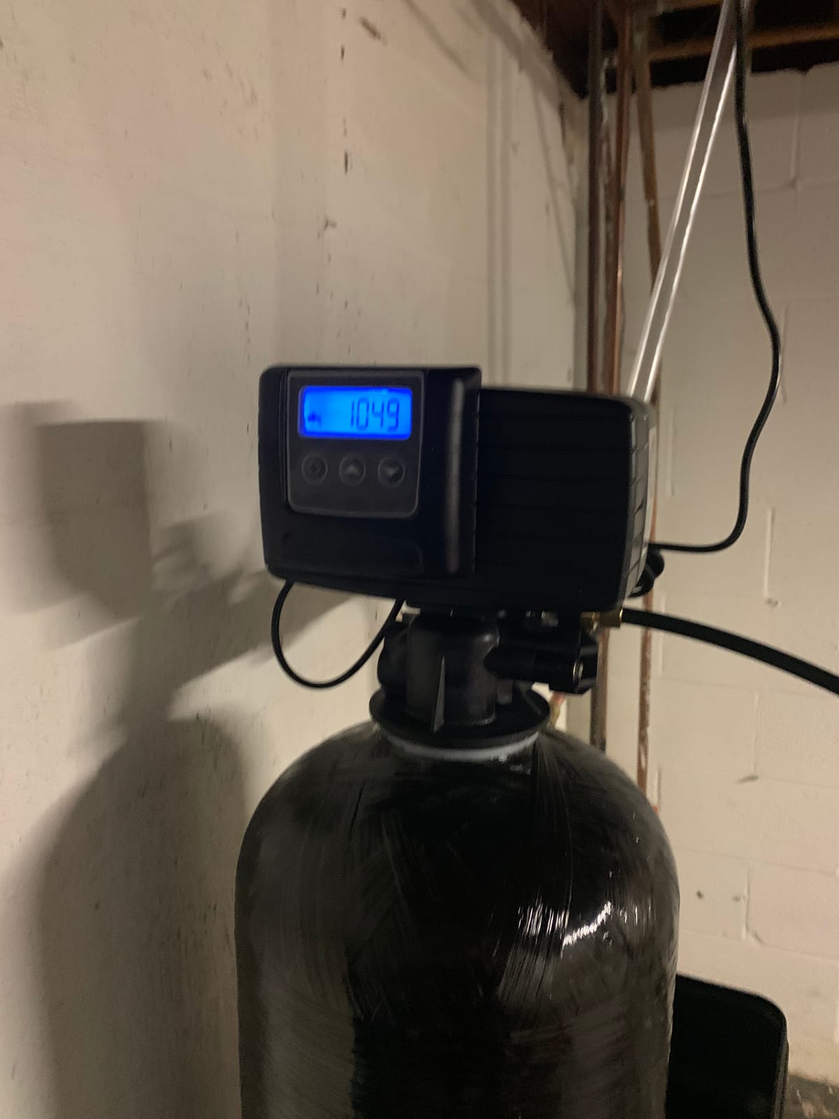 Fleck 5600 SXT Whole House Water Softener, 48,000 Grains, Black customer photo 1