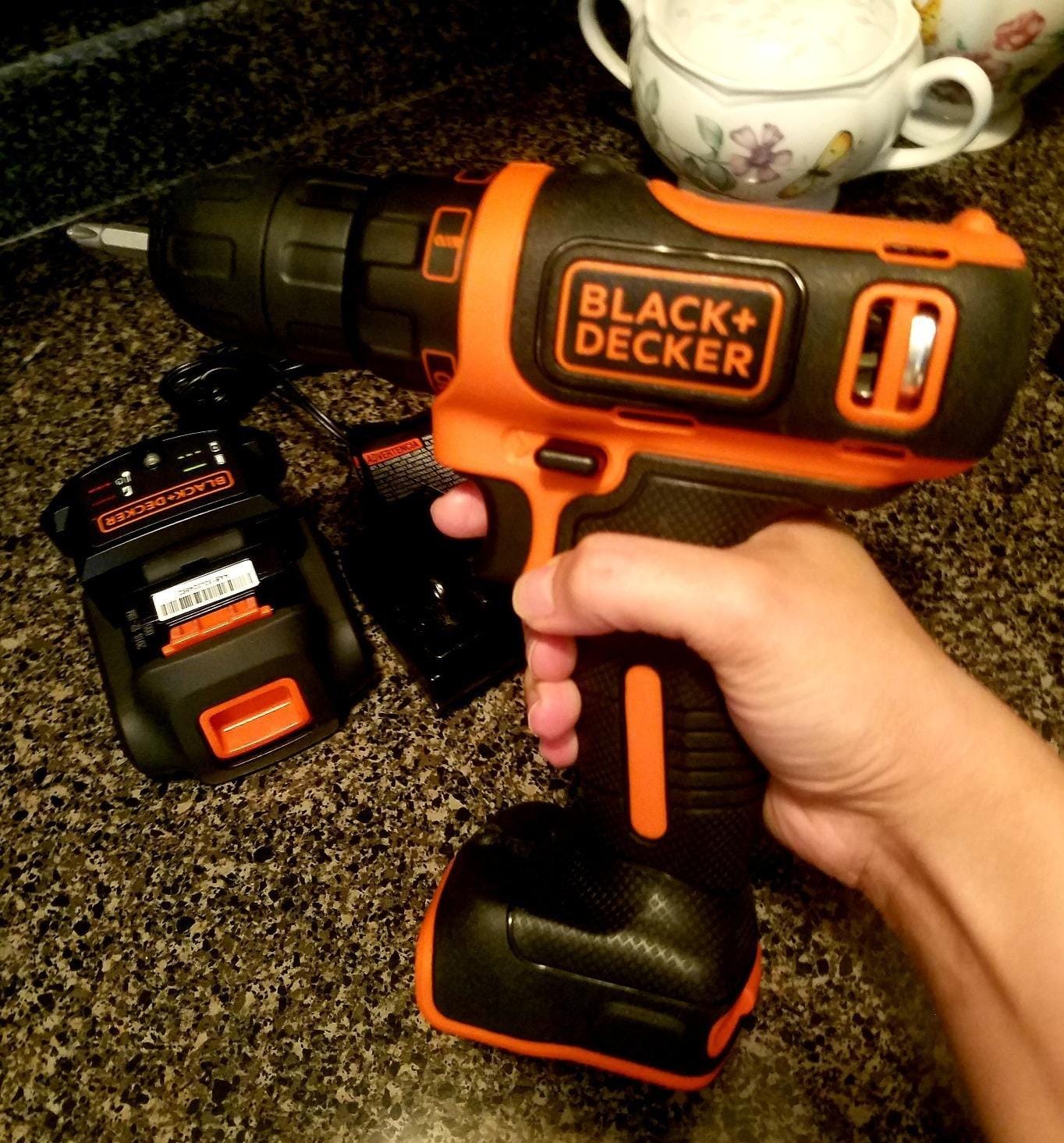 BLACK+DECKER 12V MAX Cordless Drill/Driver, Battery and Charger Included (BDCDD12C) customer photo 2