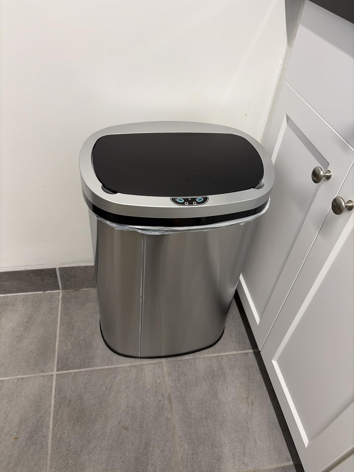 BestOffice | 13 Gallon Stainless Steel Trash Can with Lid | Steel customer photo 1
