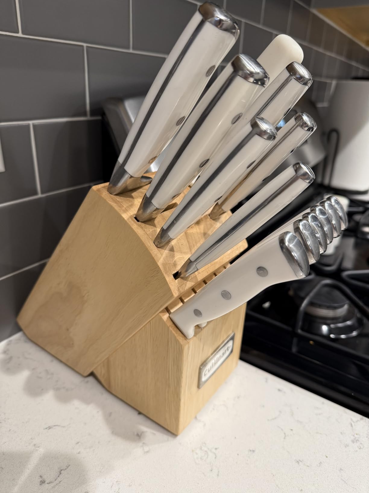 Cuisinart 15-Piece Knife Set with Block, High Carbon Stainless Steel, Forged Triple Rivet, White, C77WTR-15P customer photo 1