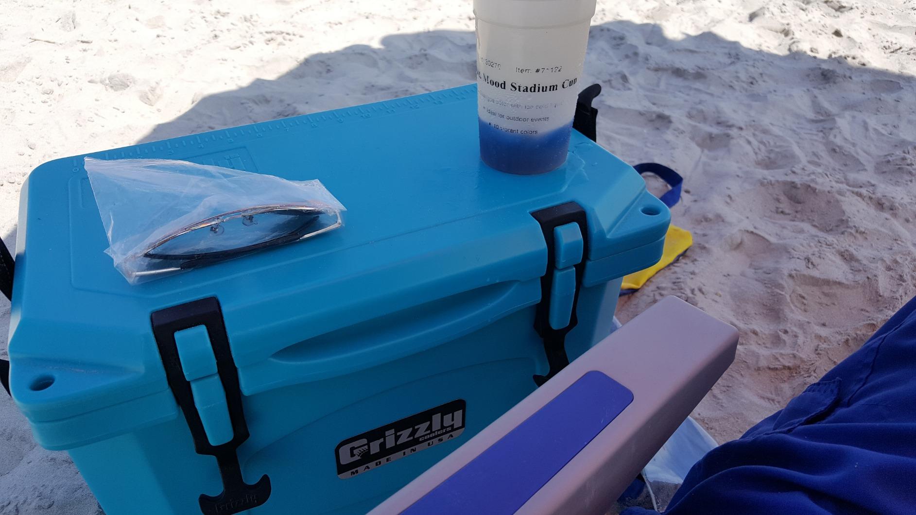 Grizzly 15 Cooler | 15 qt Ice Chest Durable Rotomolded Insulated | Made in USA | Warranty for Life | For Beach Boat Camping Fishing Hunting | G15 customer photo 2