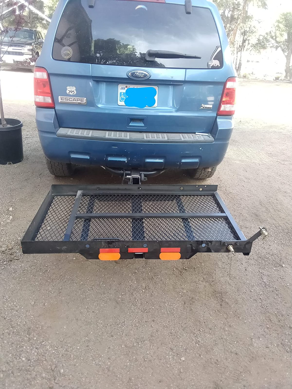 New Mobility Carrier Ramp Hitch Mounted 46.2 x 26.8 x 38.7 500 lbs for customer photo 2
