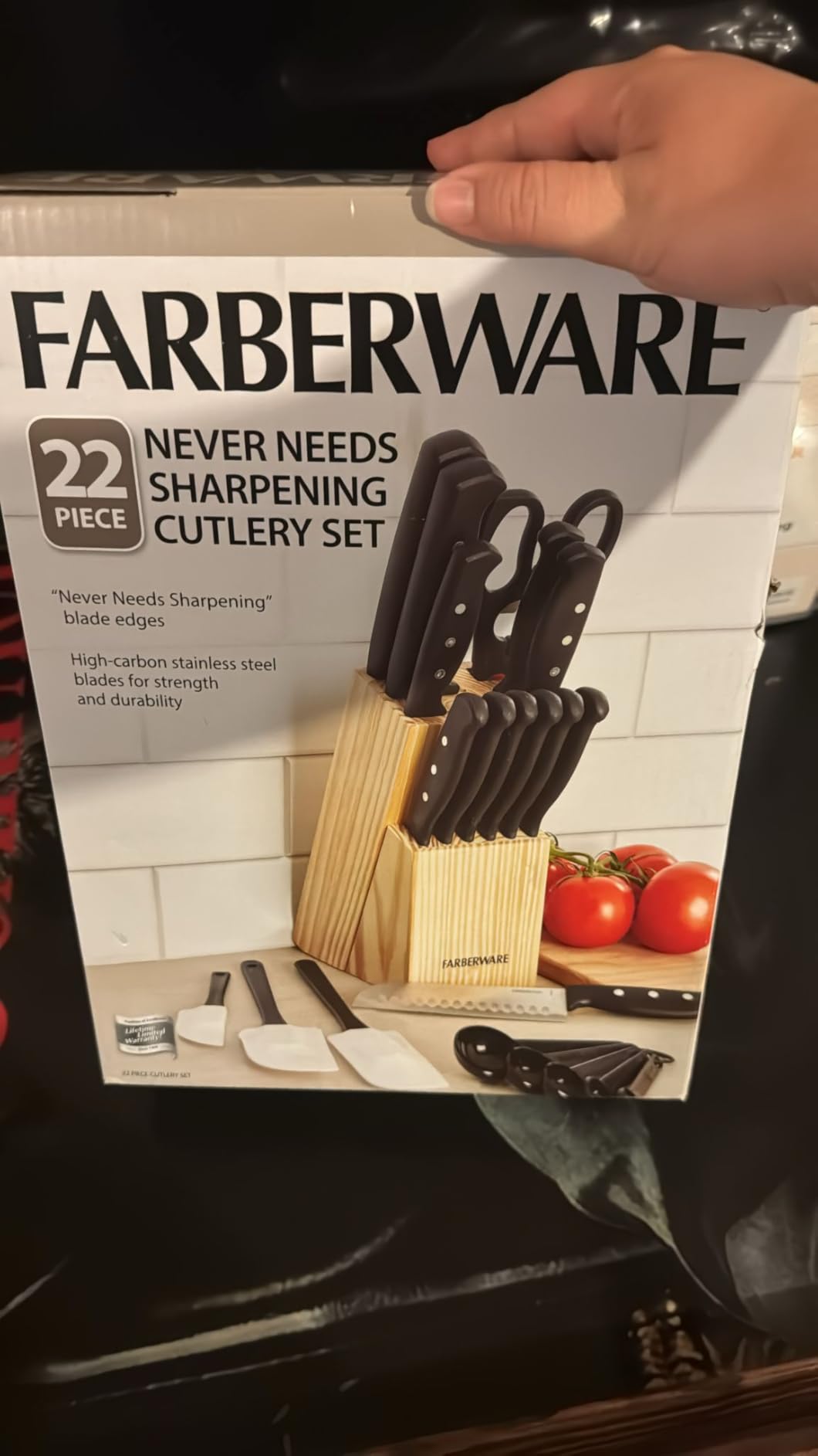 Farberware 22-Piece Kitchen Knife Block Set, High Carbon Stainless Steel customer photo 1