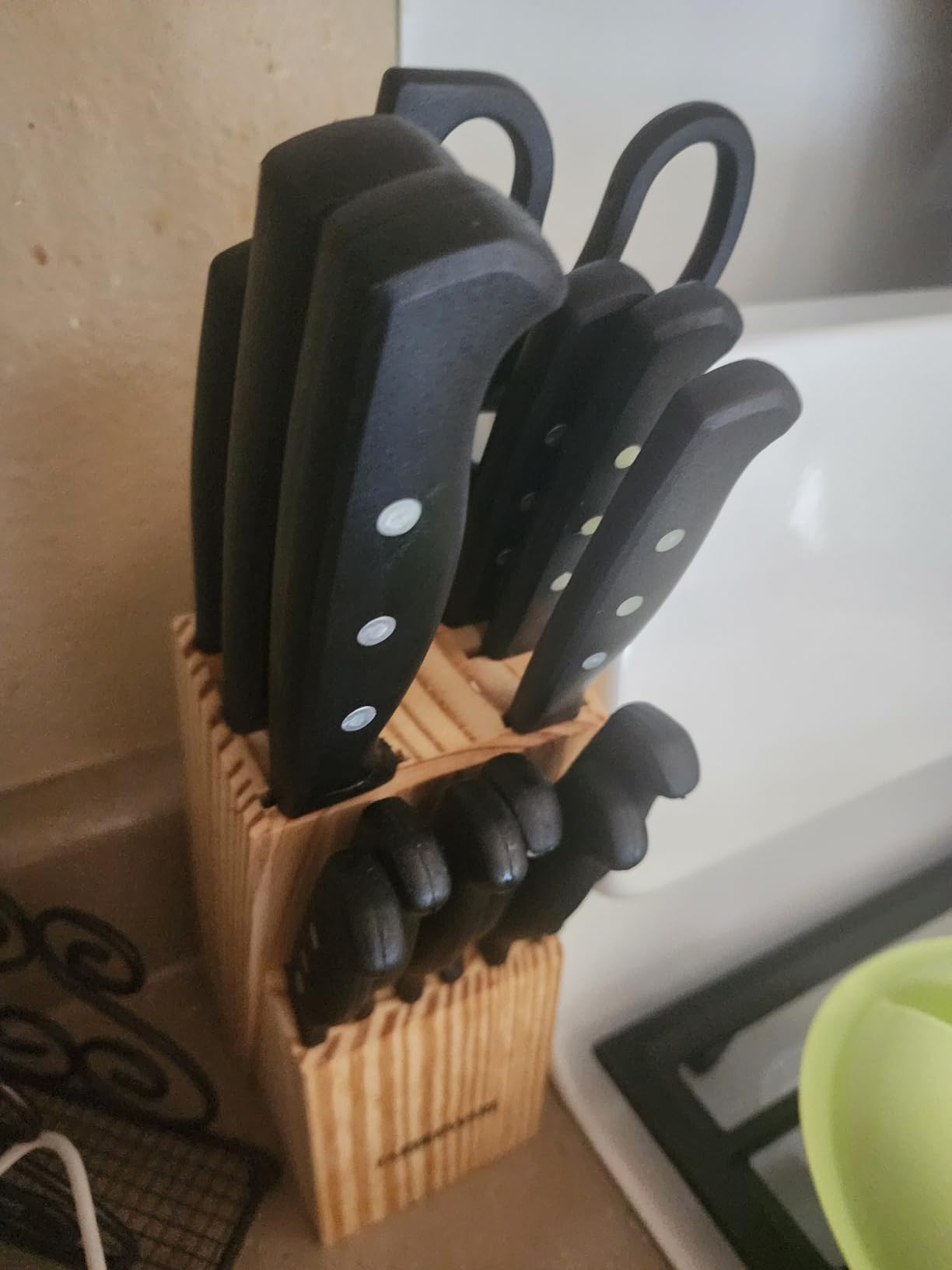 Farberware 22-Piece Kitchen Knife Block Set, High Carbon Stainless Steel customer photo 2