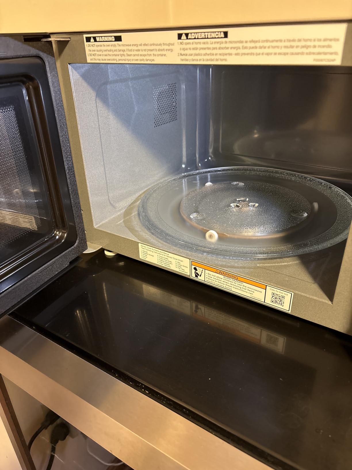 Panasonic Microwave Oven NN-SN686S Stainless Steel Countertop/Built-In with Inverter Technology and Genius Sensor, 1.2 Cubic Foot, 1200W customer photo 1
