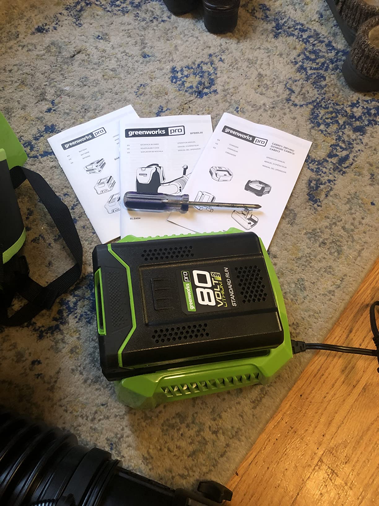 Greenworks 80V (180 MPH / 610 CFM / 75+ Compatible Tools) Cordless Brushless Backpack Blower, 2.5Ah Battery and Rapid Charger Included, Green/Black customer photo 1