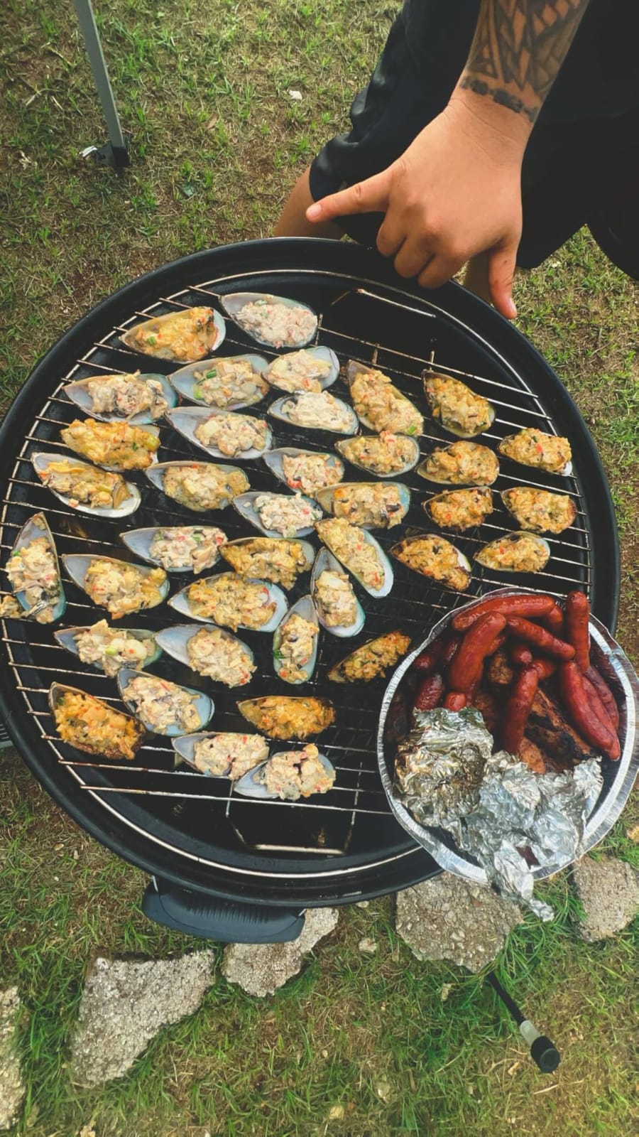Weber® Jumbo Joe Premium Compact Charcoal Grill, 22‑Inch, Black customer photo 1