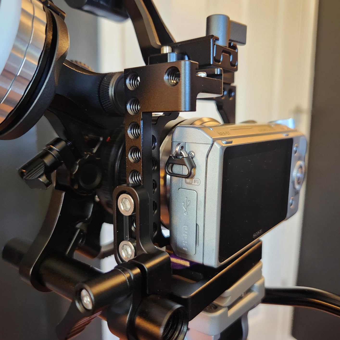 CAMVATE Camera Cage for Sony Alpha A6600/A6500 with Conversion 1/4