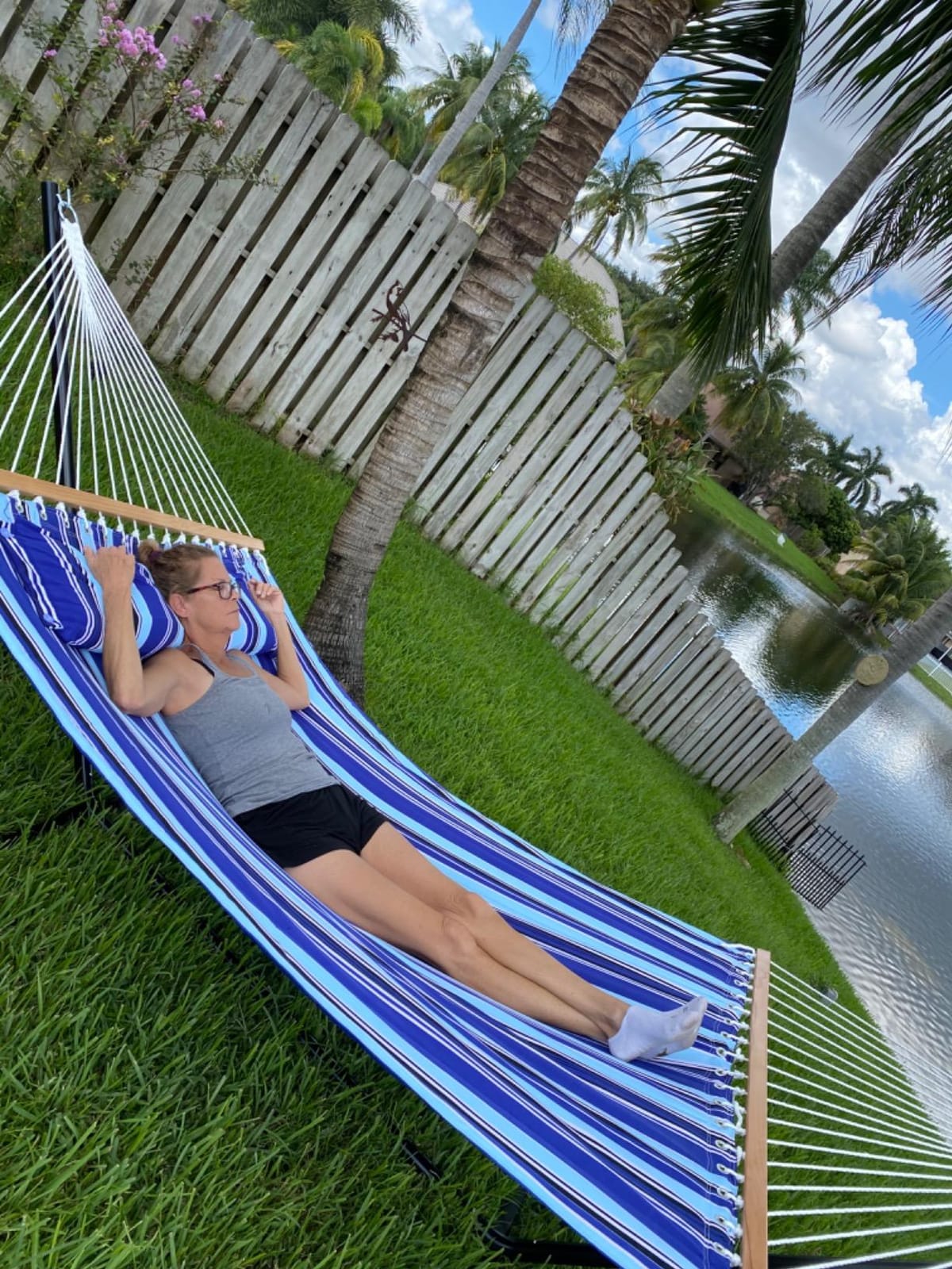 Sunnydaze Quilted Double Outdoor Hammock with Stand, Catalina Beach customer photo 1