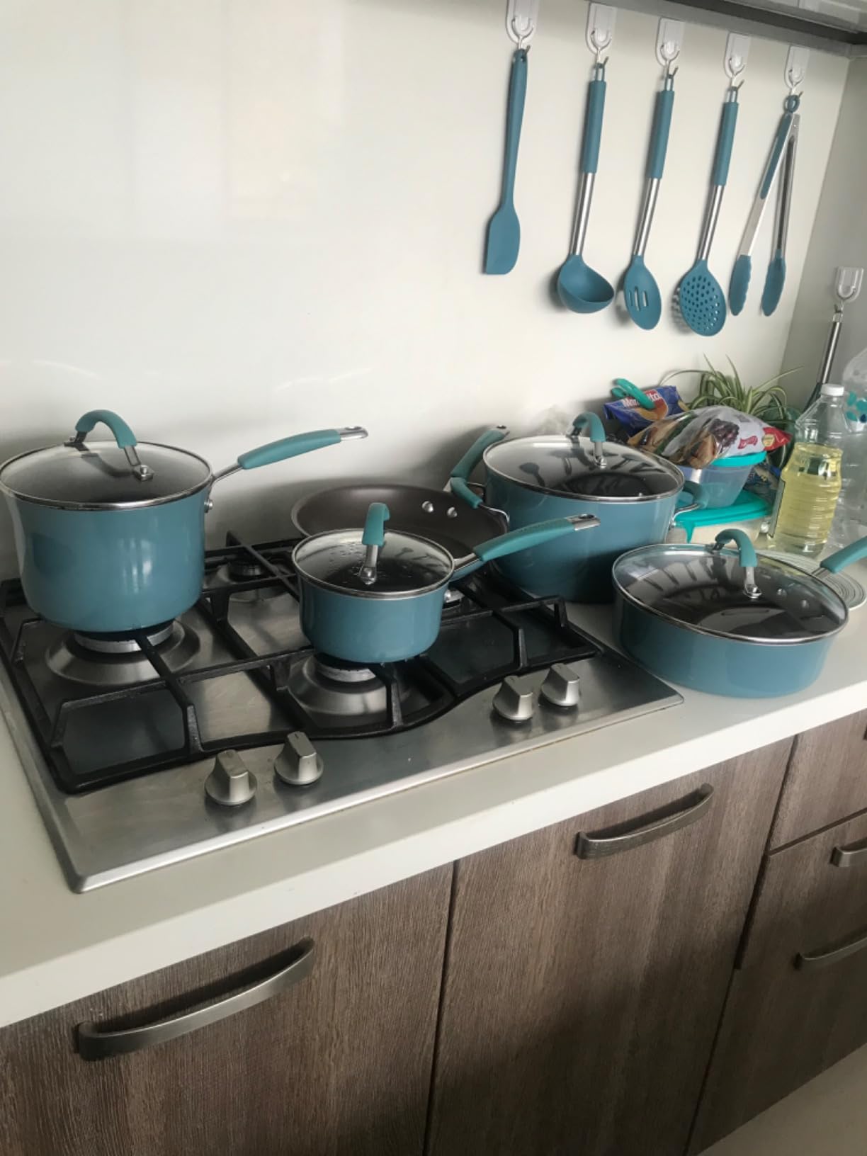 Rachael Ray Cucina Nonstick Cookware, Sea Salt Gray Pots and Pans Set, 12-Piece customer photo 2