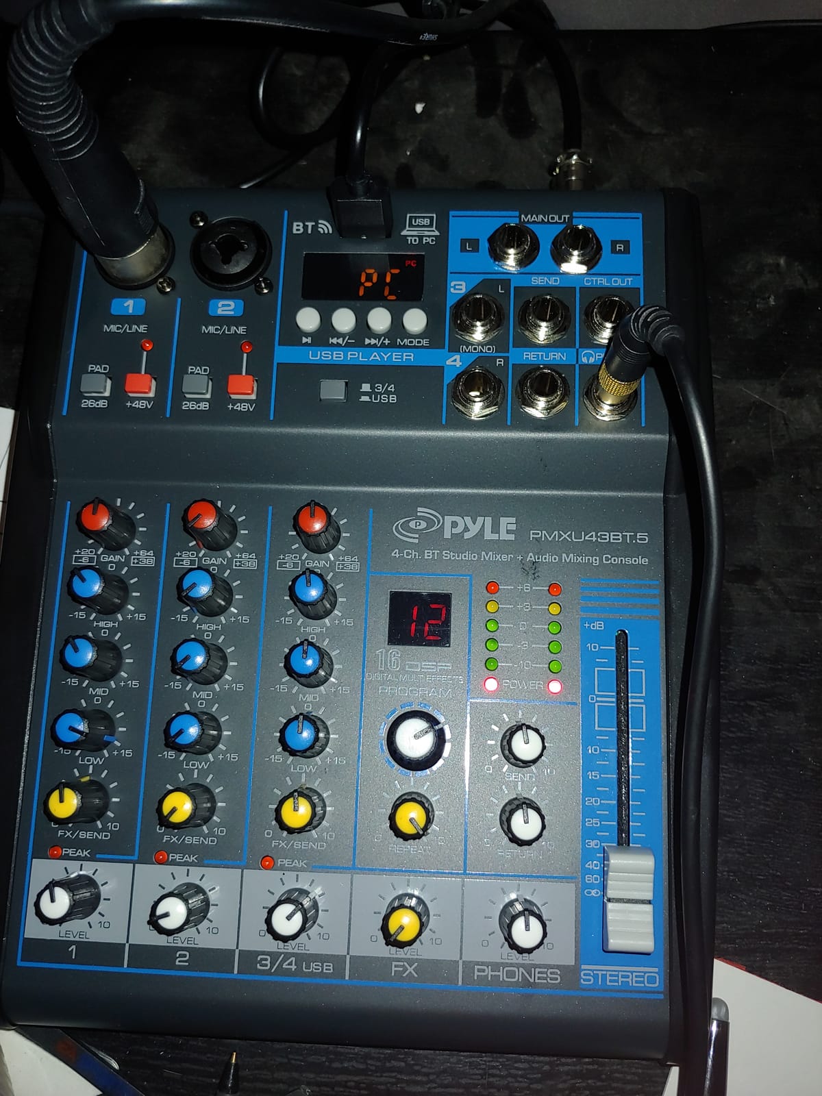 Pyle 4 Channel Audio Mixer with Bluetooth - DJ Sound Board Controller - USB Computer Input - Built-in MP3 Player - 48V Phantom Power - 3 Band EQ - 16-Bit DSP FX - Band, Studio Ready - PMXU43BT customer photo 1