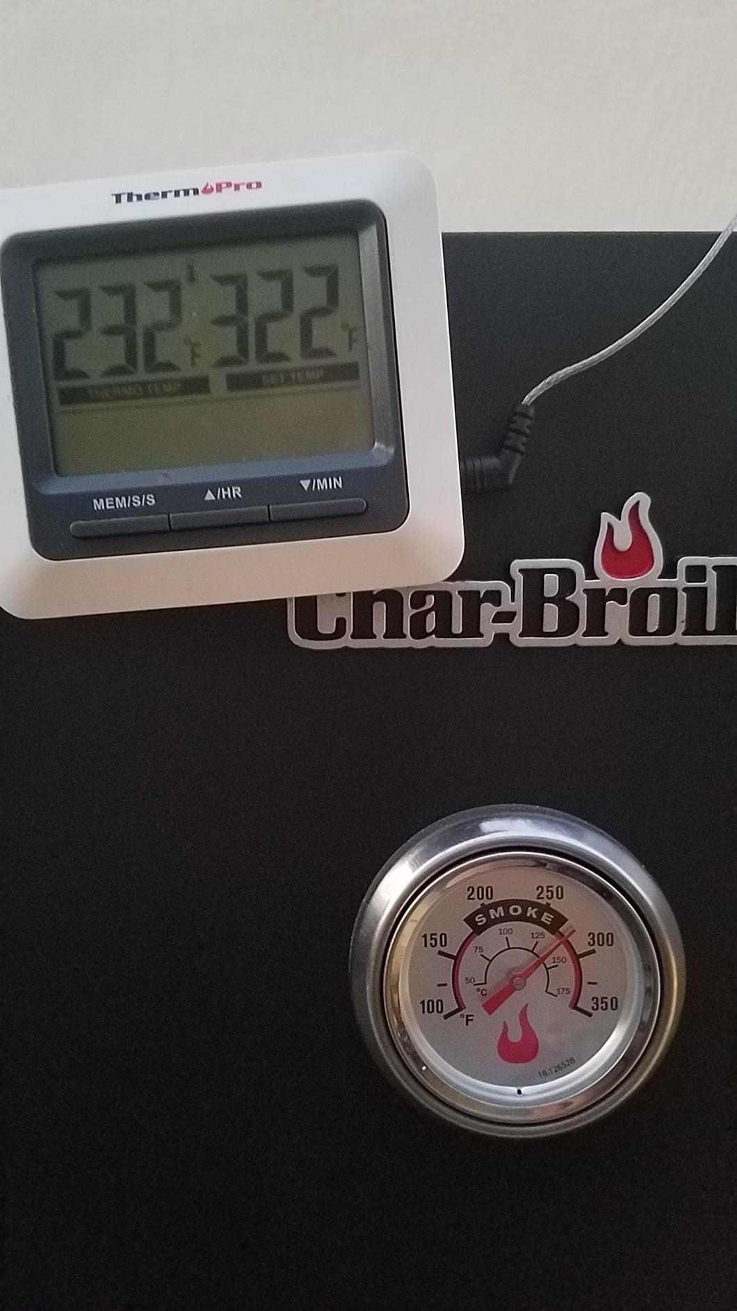 Charbroil Analog Electric Smoker, Black - 18202077 customer photo 1