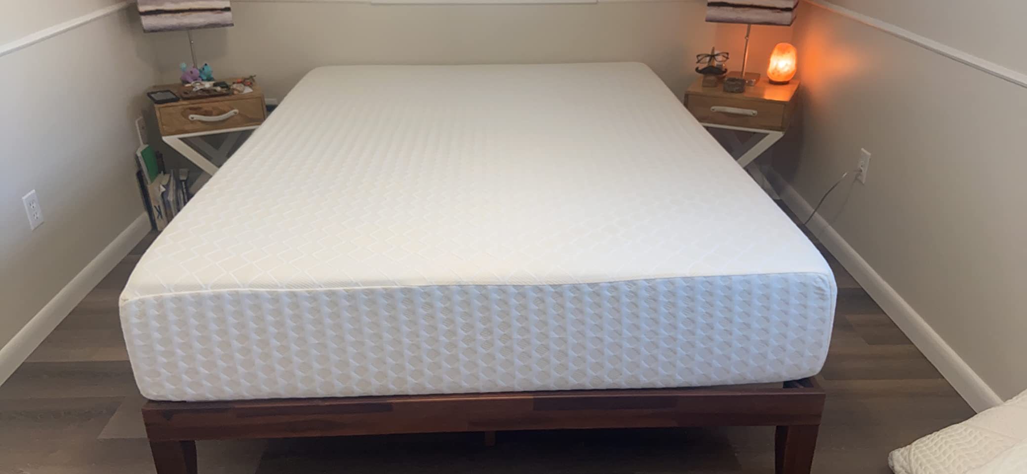 Signature Design by Ashley 12 Inch Memory Foam Queen Mattress in a Box customer photo 2