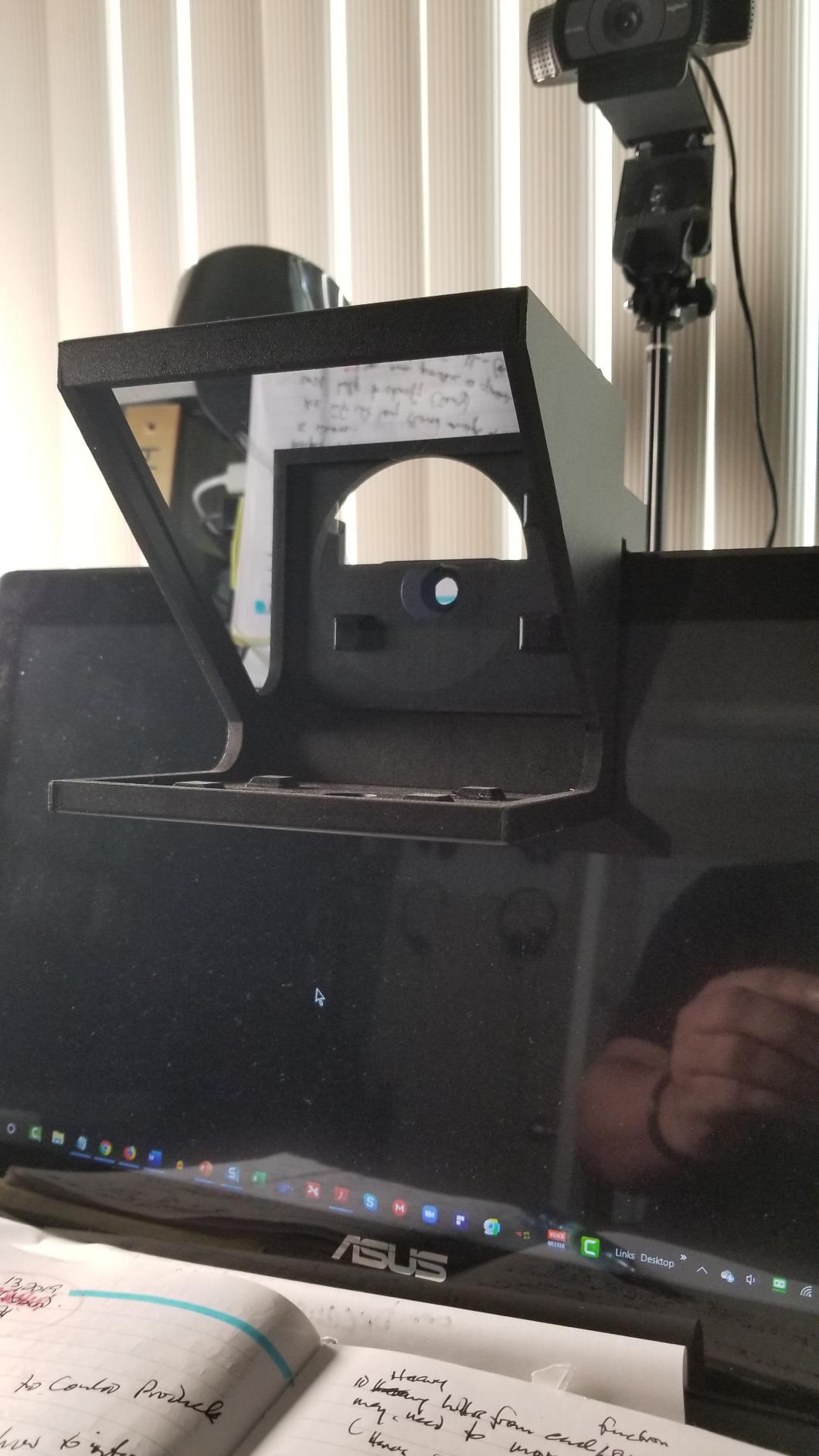 The Original Compact Personal Teleprompter for Video Production. No Studio Required. Perfect for DSLRs, Webcams, and Built-in Laptop Cameras. Use with iOS or Android. customer photo 2