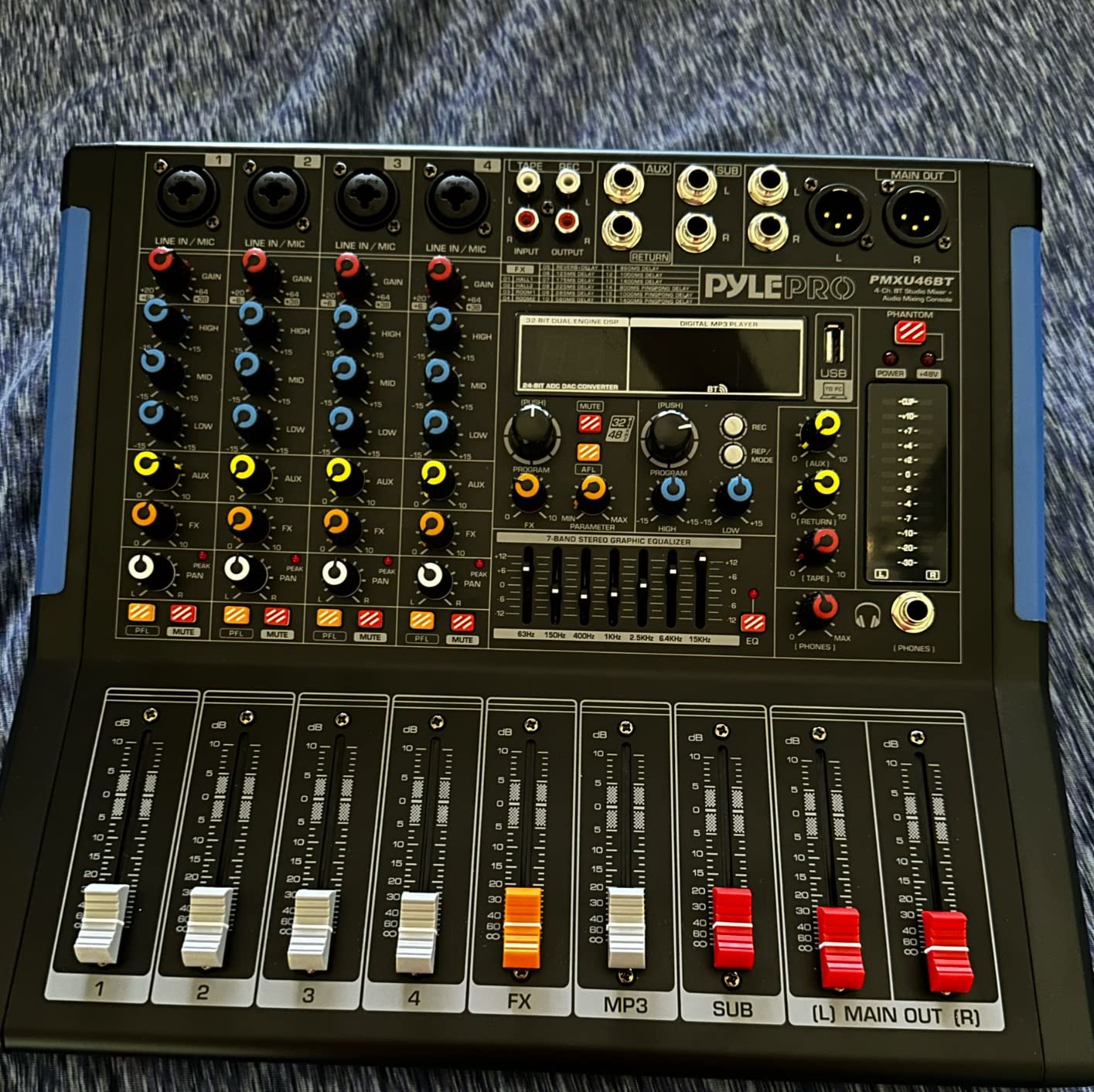 Pyle 6-Channel Console Style Audio Mixer with Bluetooth - DJ Sound Controller, 4 XLR / Combo Inputs, Sub Out, +48V Phantom, USB-A In, 16 DSP Effects, MP3 Player, 7-Band EQ - PMXU67BT customer photo 2