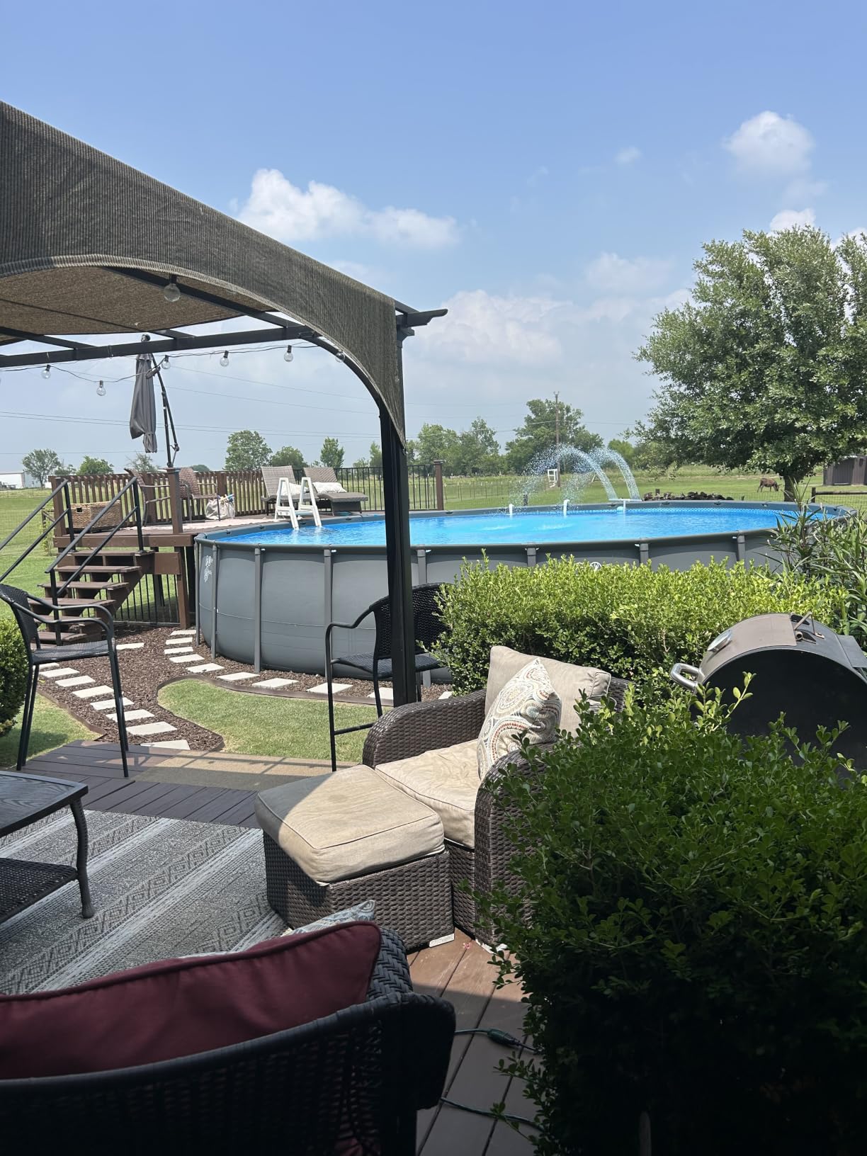 Intex 18ft X 52in Ultra XTR Round Swimming Pool Set with Sand Filter Pump customer photo 1