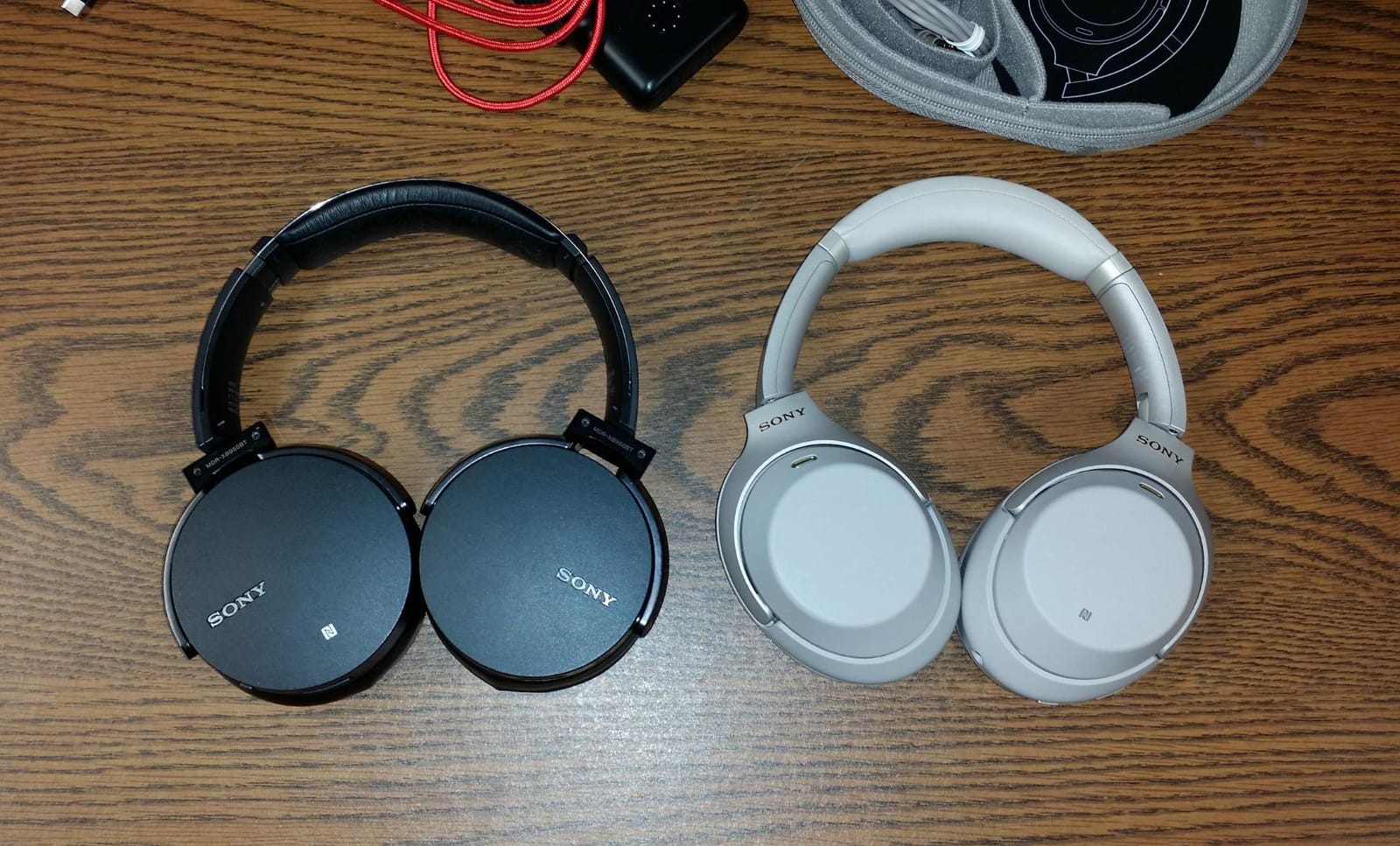 Sony WH1000XM3 Noise Cancelling Headphones, Wireless Bluetooth Over the Ear Headset – Black (2018 Version) customer photo 1