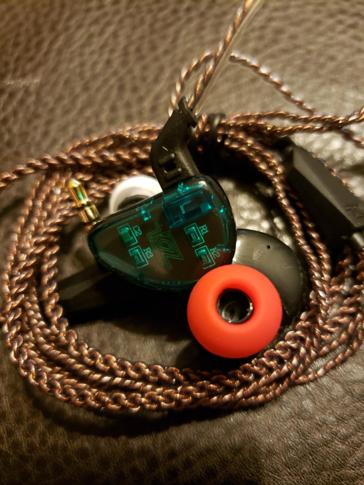KZ AS10 in Ear Monitor Earbuds Headphone, Pure 5 Balanced Armature 5BA KZ Earbuds Earphone, Musician in Ear Monitor Headphone High Fidelity HiFi Headset (No Microphone, Green) customer photo 2