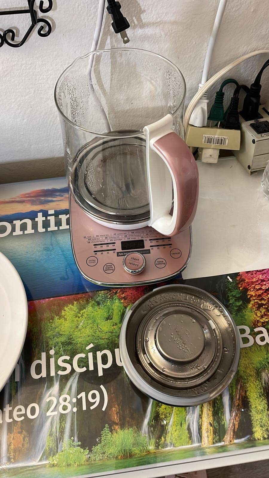 AROMA® Professional 1.5L / 6-Cup Glass Digital Electric Tea Maker, Automatic Keep Warm Mode, 16 Different Heat Setting Options, Spill-Free Pouring Spout (AWK-701) customer photo 2