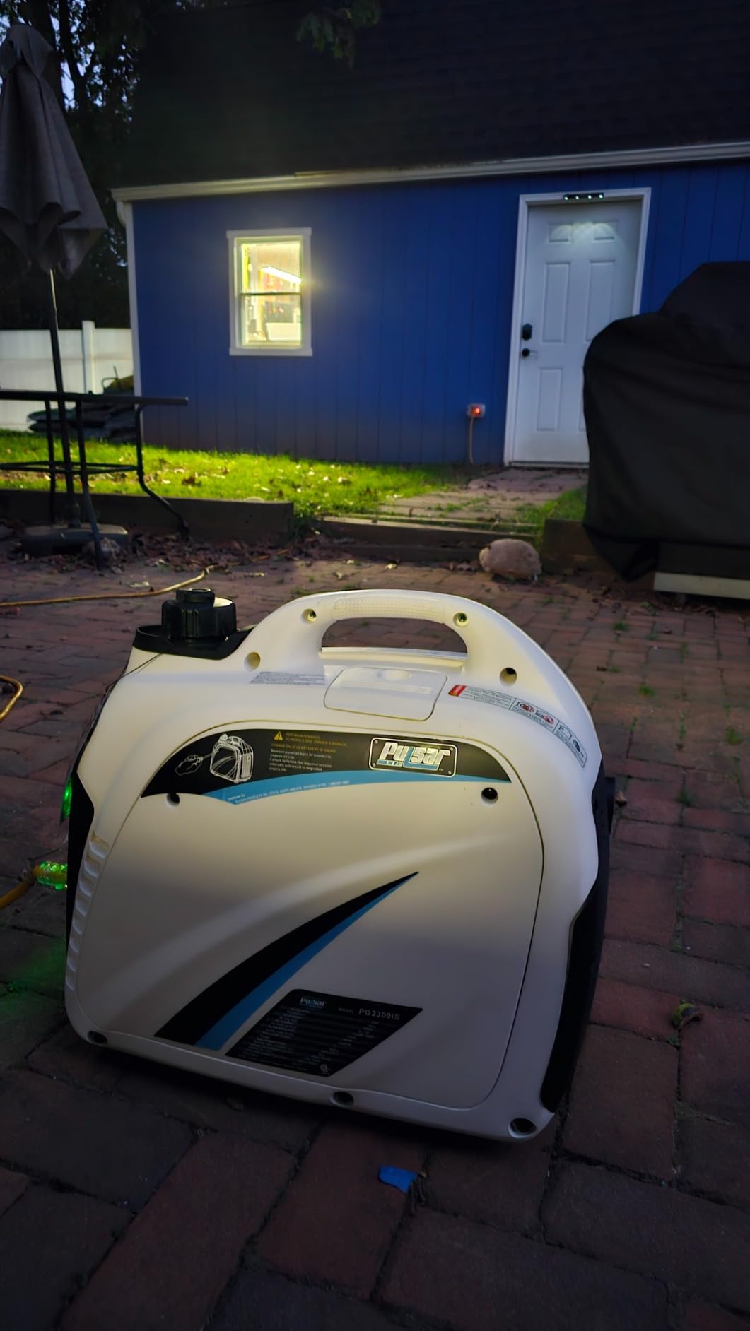 Pulsar PG2300iS 2,300W Portable Super Quiet Gas-Powered Inverter Generator with USB Outlet & Parallel Capability, CARB Compliant customer photo 2