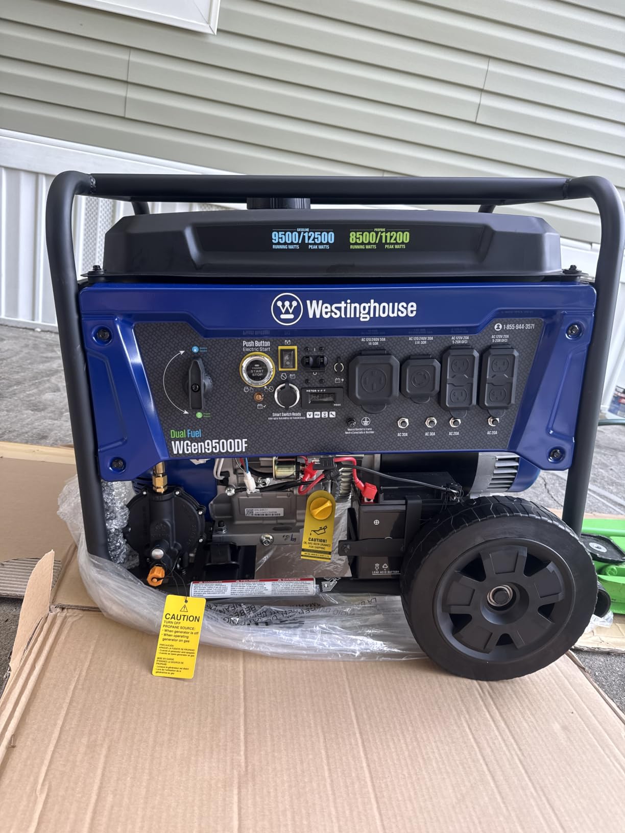 Westinghouse 12500 Watt Dual Fuel Home Backup Portable Generator, Remote Electric Start, Transfer Switch Ready, Gas and Propane Powered customer photo 2