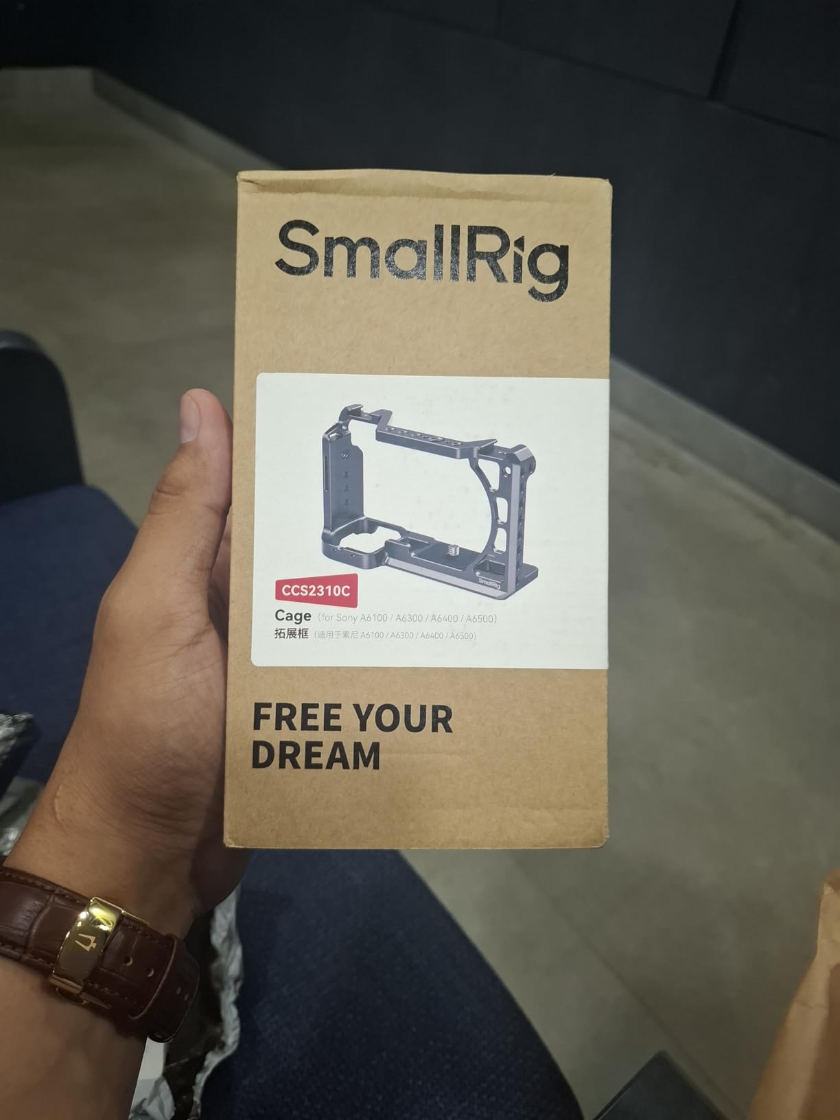 SmallRig Aluminum Alloy Camera Cage Rig for Sony A6400/A6100/A6300/A6500 customer photo 1