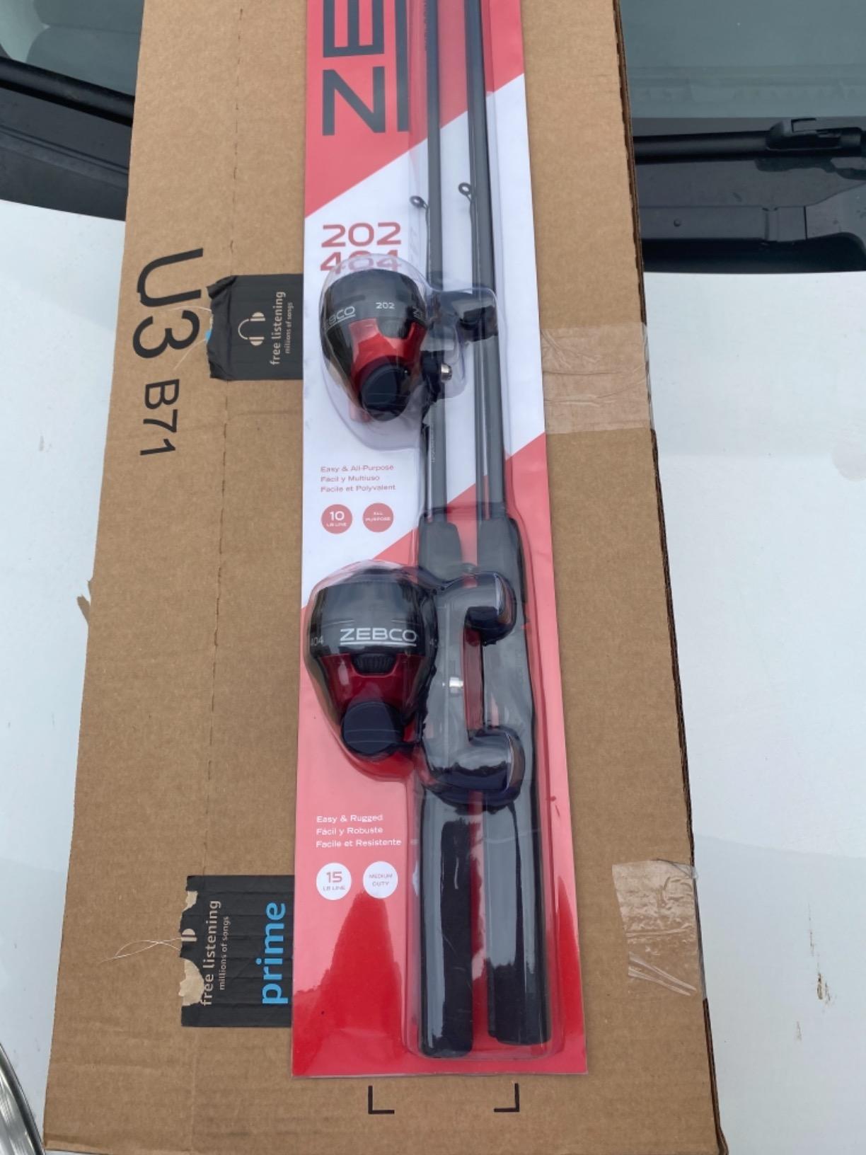Zebco 202 & 404 Spincast Reels and Fishing Rod Combos (2-Pack), 5-Foot 6-Inch 2-Piece Fishing Pole, Size 30 and 40 Reels, Right-Hand Retrieve, Pre-Spooled with 10 lb and 15 lb Cajun Line, Black/Red customer photo 1