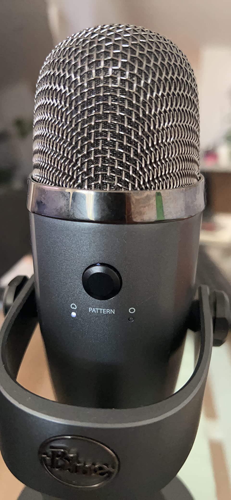 Logitech for Creators Blue Yeti Nano USB Microphone for Gaming, Streaming, Podcasting, Twitch, YouTube, Discord, Recording for PC and Mac, Plug & Play -Blackout customer photo 2
