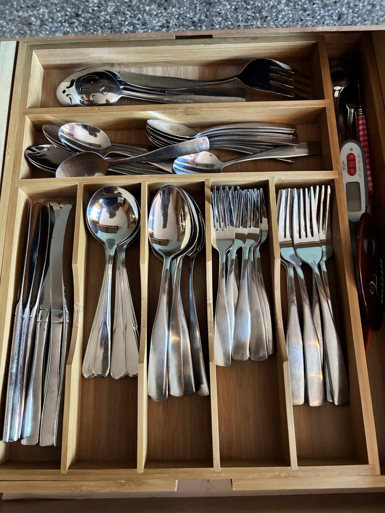 ROYAL CRAFT WOOD Luxury Bamboo Kitchen Drawer Organizer - Silverware Organizer, Utensil Holder & Cutlery Tray Drawer Dividers for Flatware (9 Slot, Natural) customer photo 1
