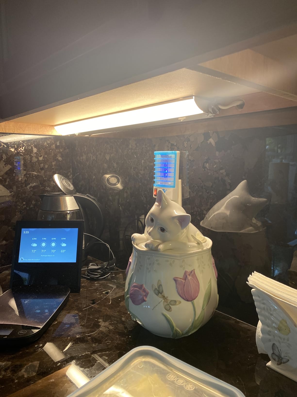 UltraPro 24 Inch Hardwired Under Cabinet Light, Dimmable 908 Lumens customer photo 2
