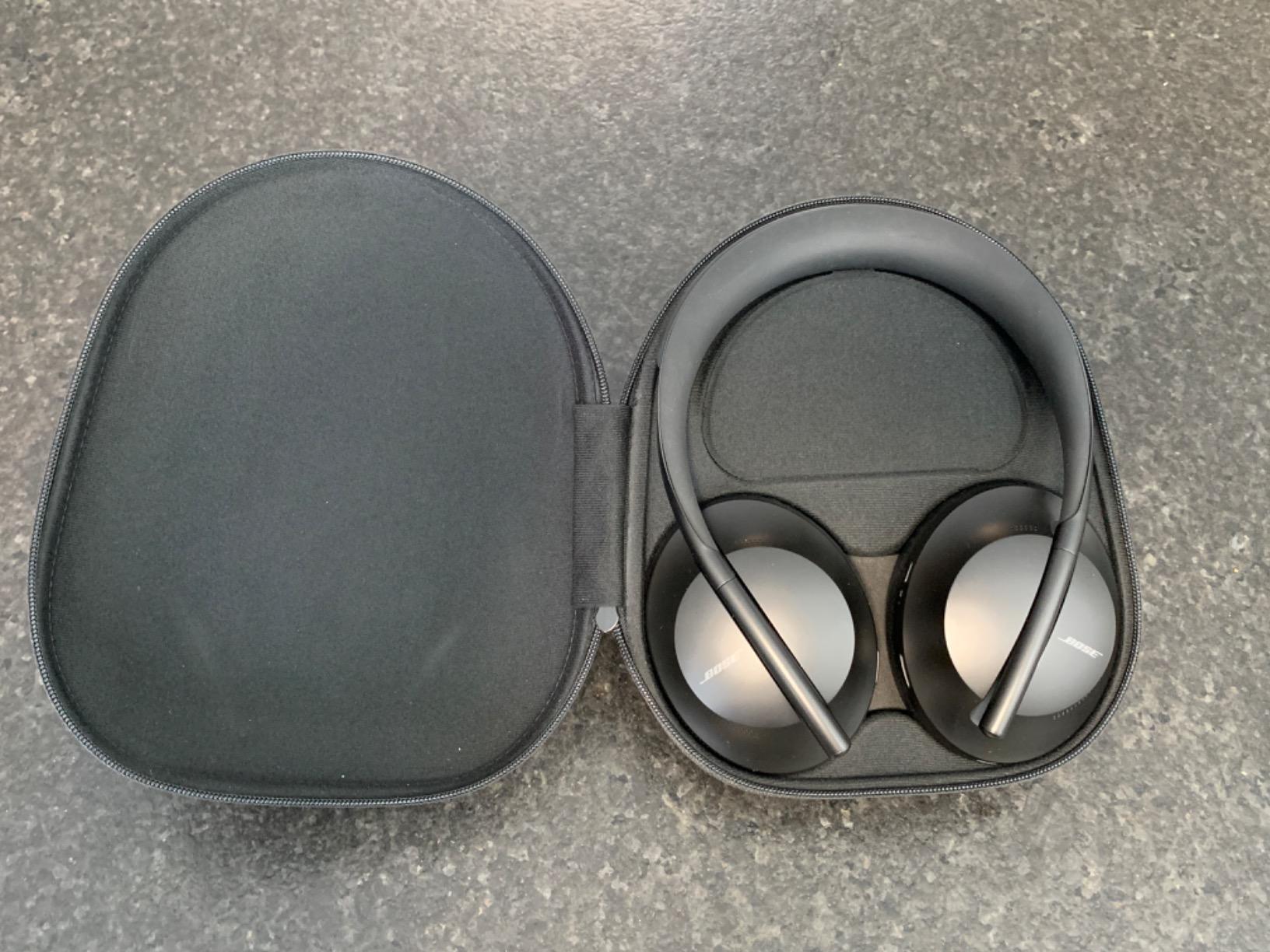 Bose Noise Cancelling Wireless Bluetooth Headphones 700, with Alexa Voice Control, Soapstone customer photo 2
