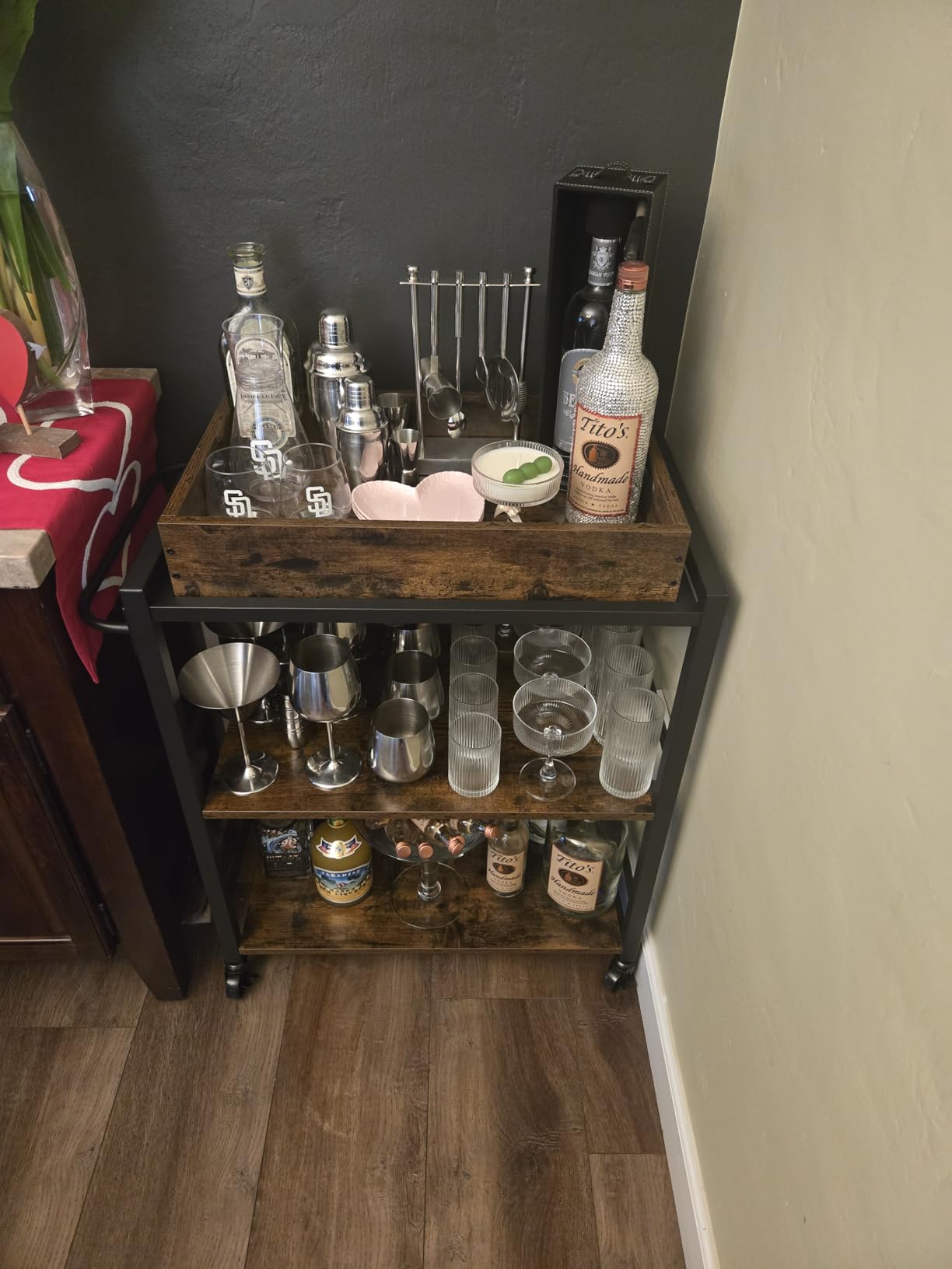 VASAGLE Bar Cart with Wheels, Drink Cart with Wine Rack and Glass Holder customer photo 2
