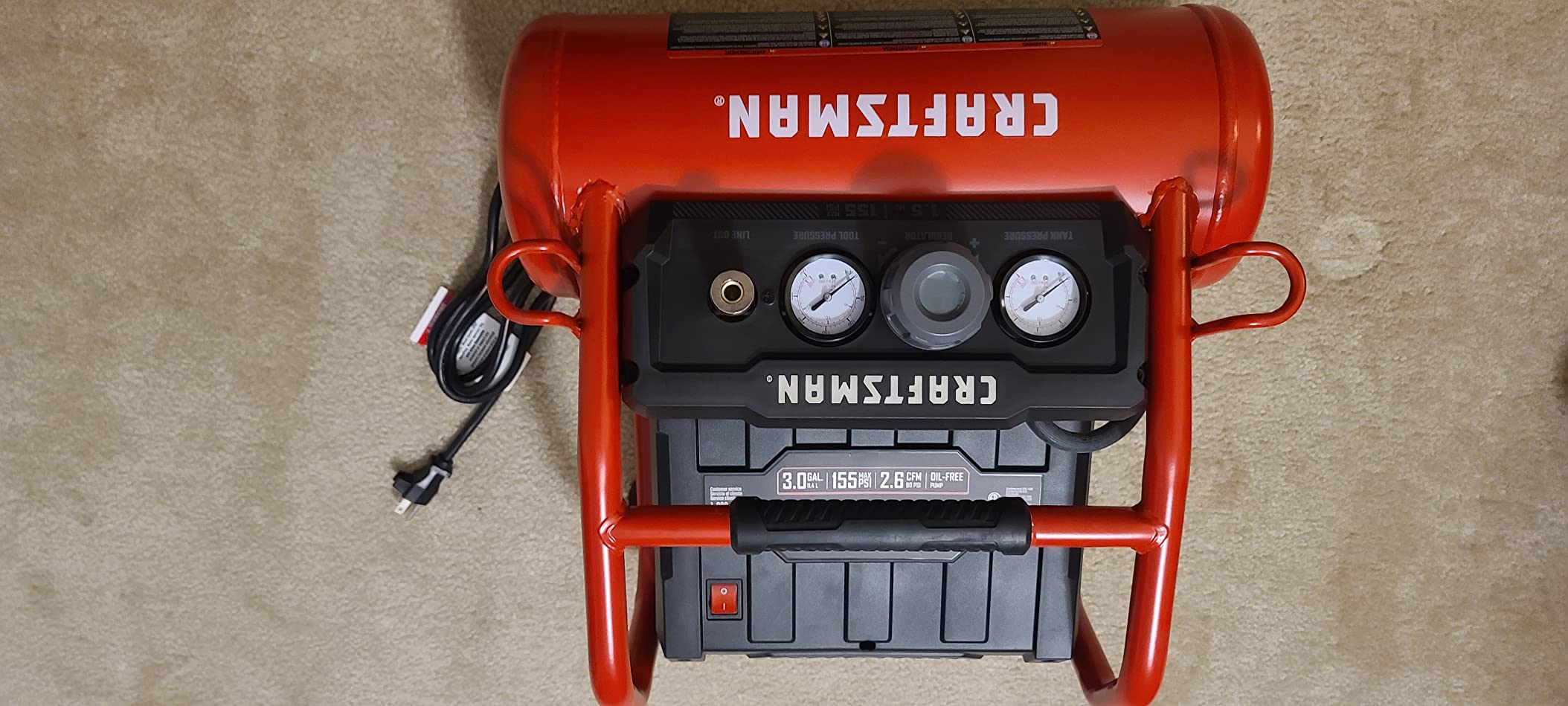 Craftsman 3 Gallon Hot Dog Air Compressor, Oil-Free 155 PSI customer photo 1