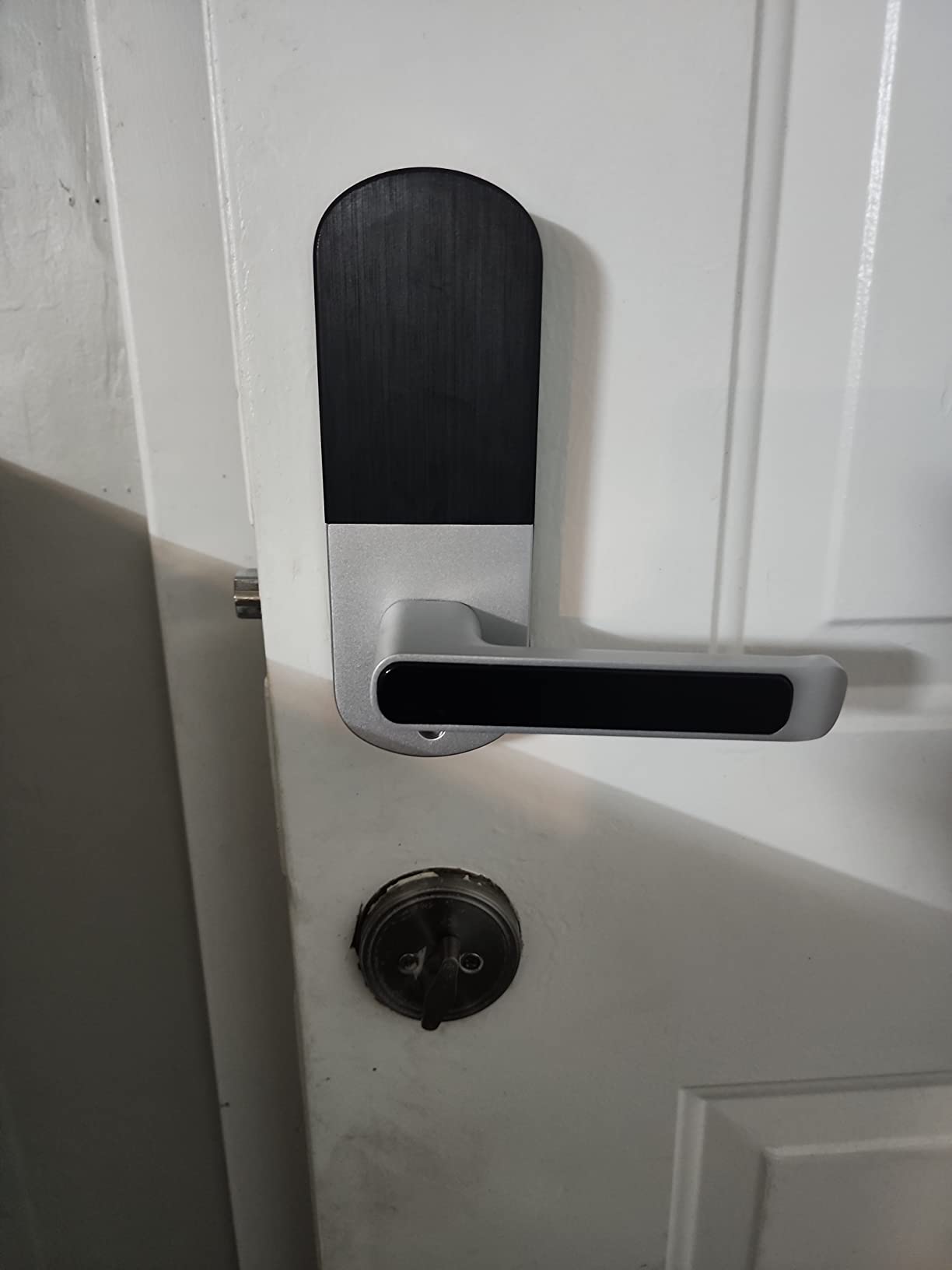 Fingerprint Smart Door Lock with Handle & Keypad – No More Lost Keys, Keyless Entry & Remote Access for Home, Kids, Airbnb & Rental Property, DIY Install, Alexa & Google Compatible customer photo 2